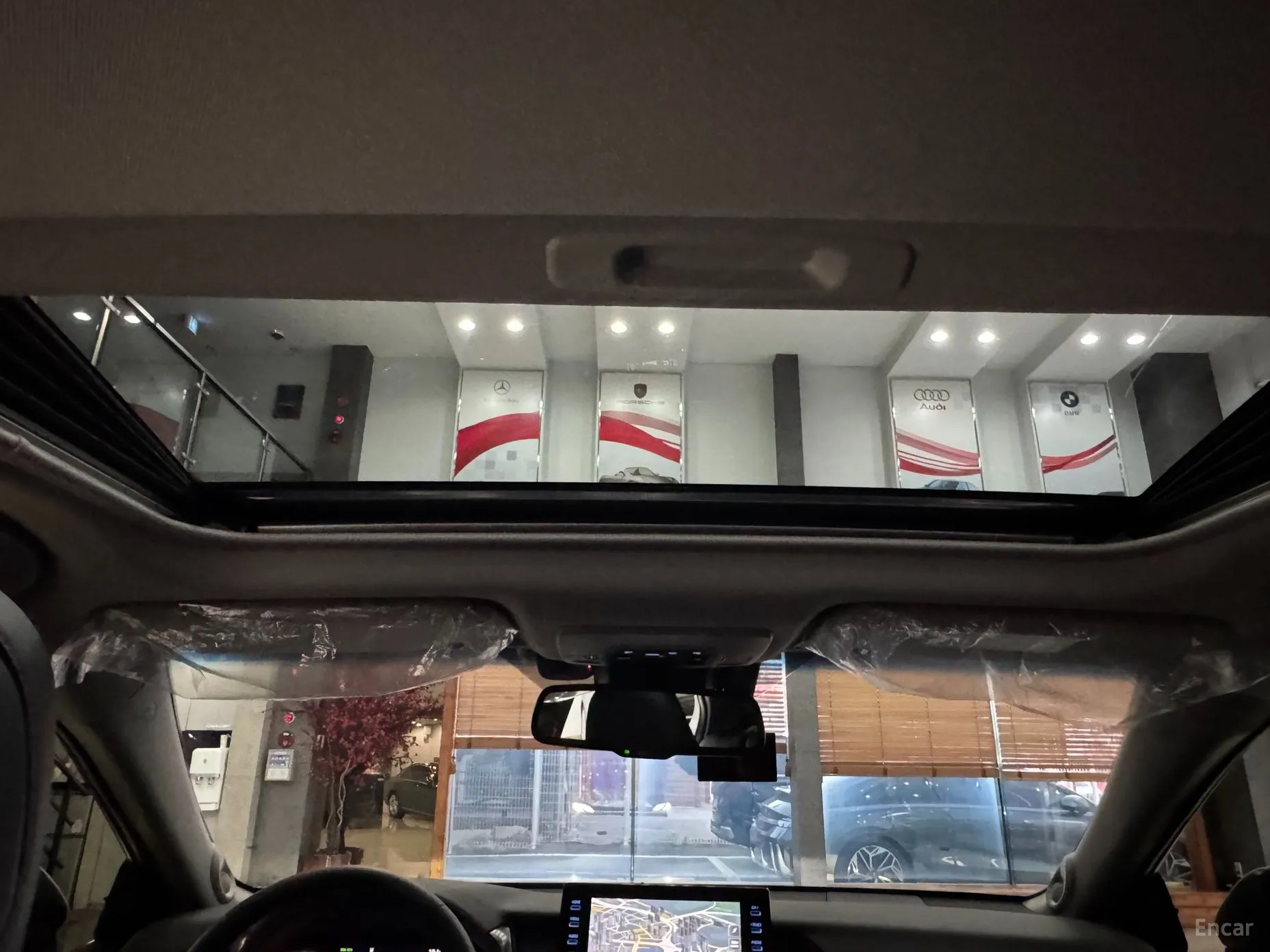 Toyota Camry (XV70) превью 19