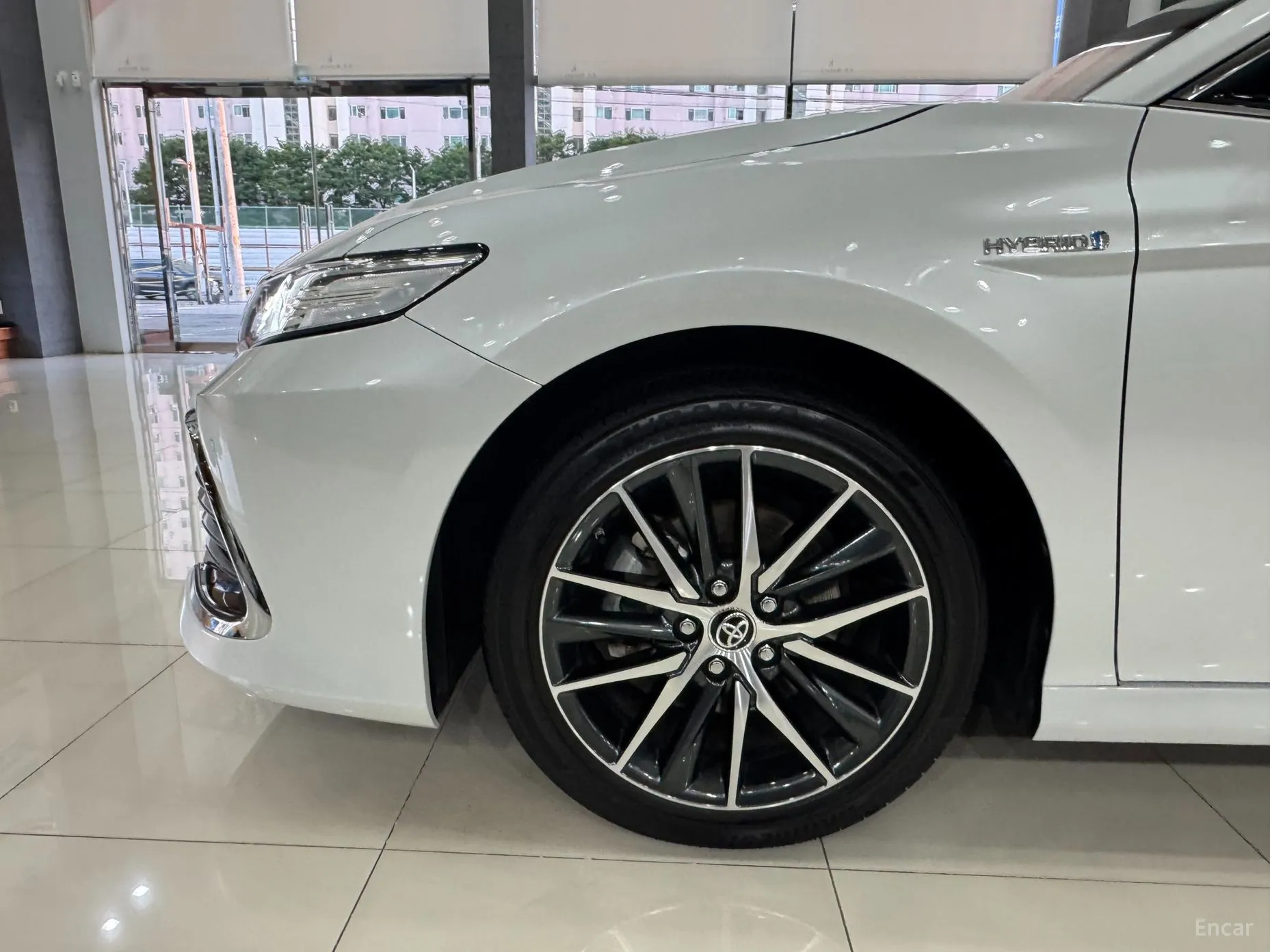 Toyota Camry (XV70) превью 5