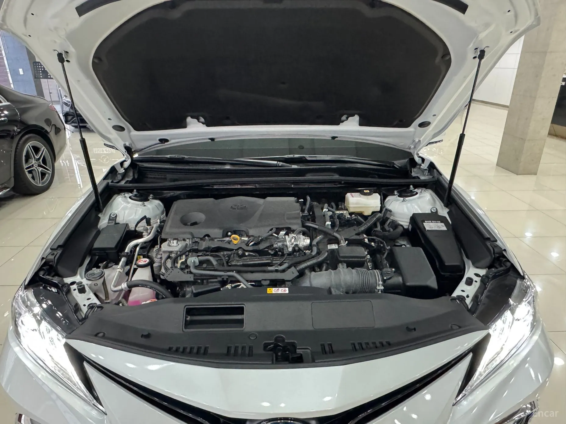 Toyota Camry (XV70) превью 6