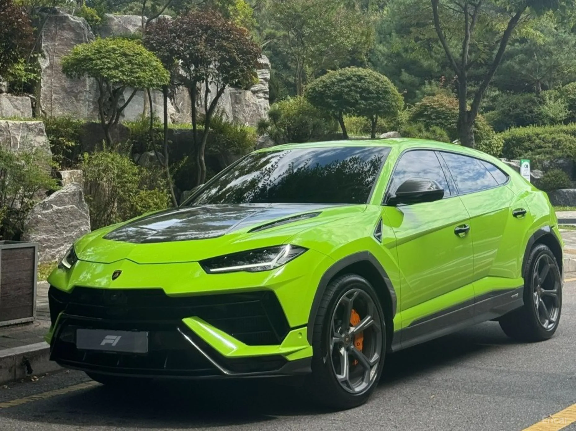 Lamborghini Urus превью 4