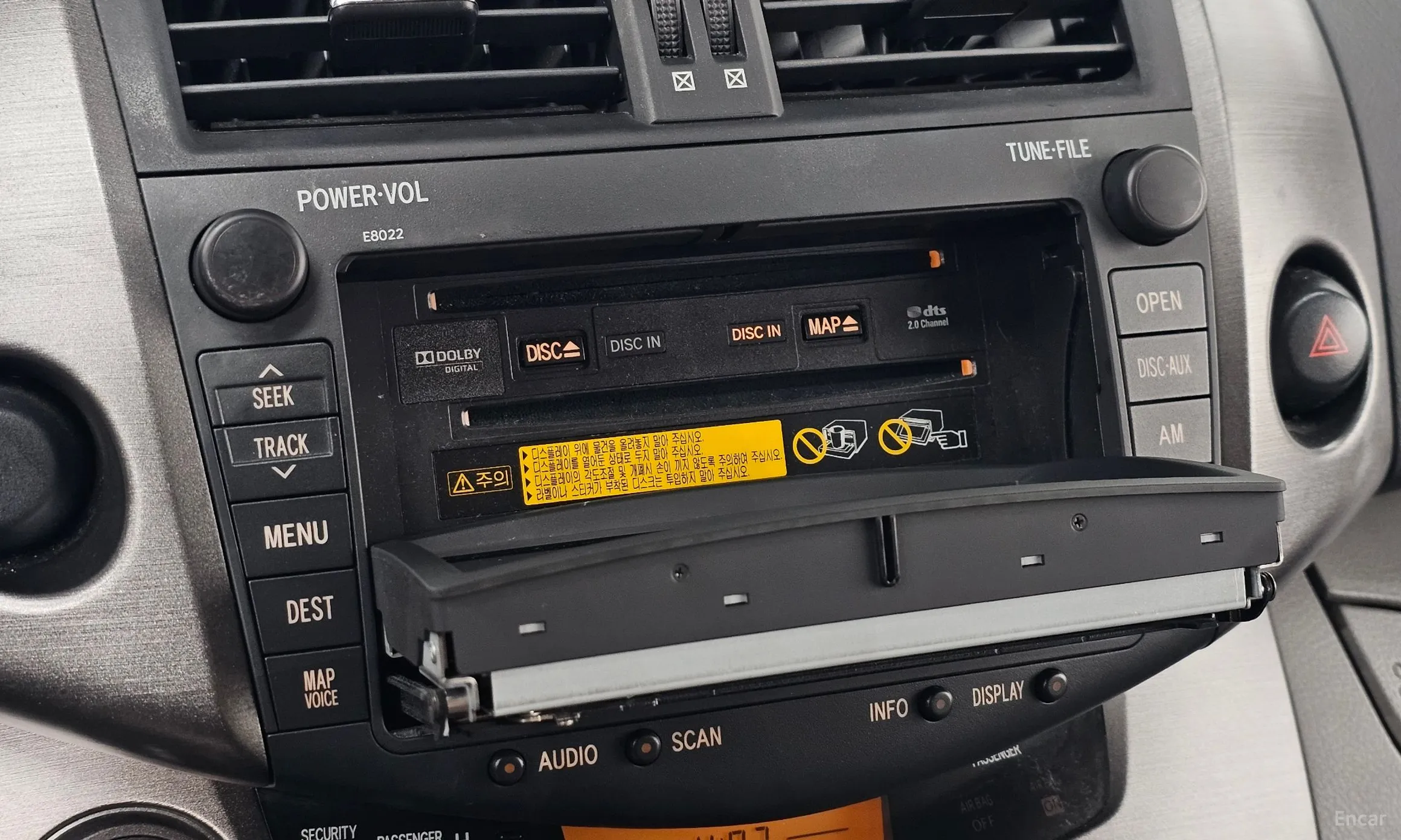 Toyota RAV4 превью 20