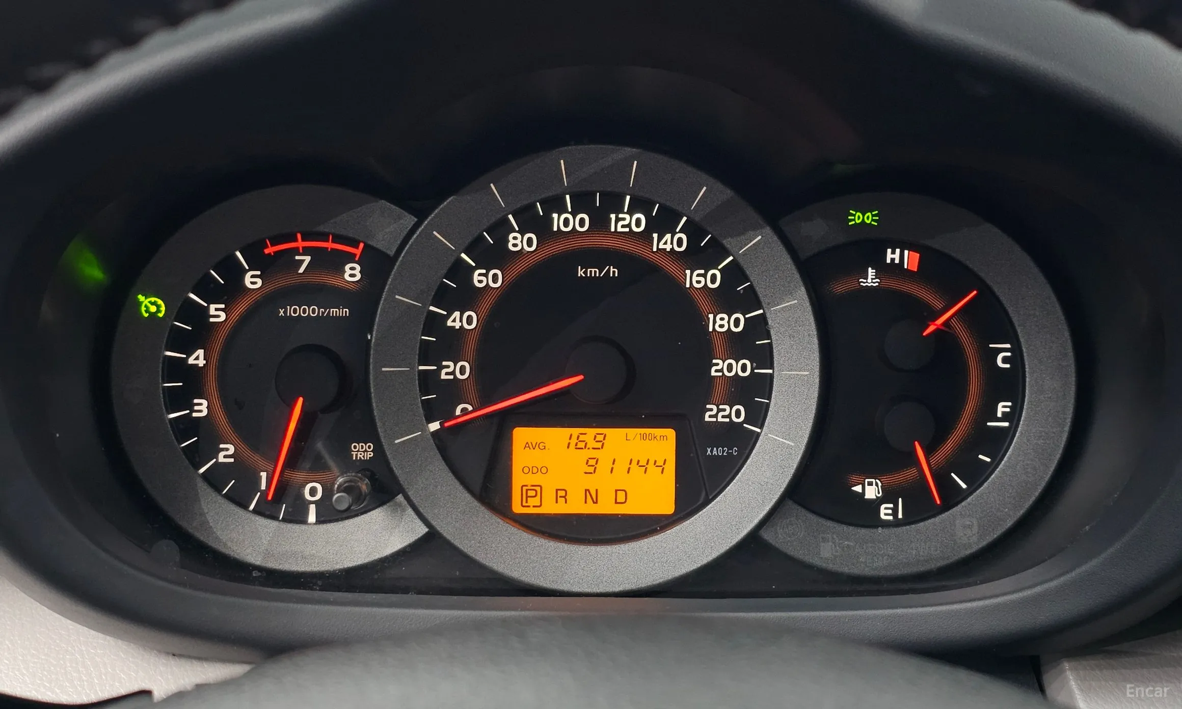 Toyota RAV4 превью 8