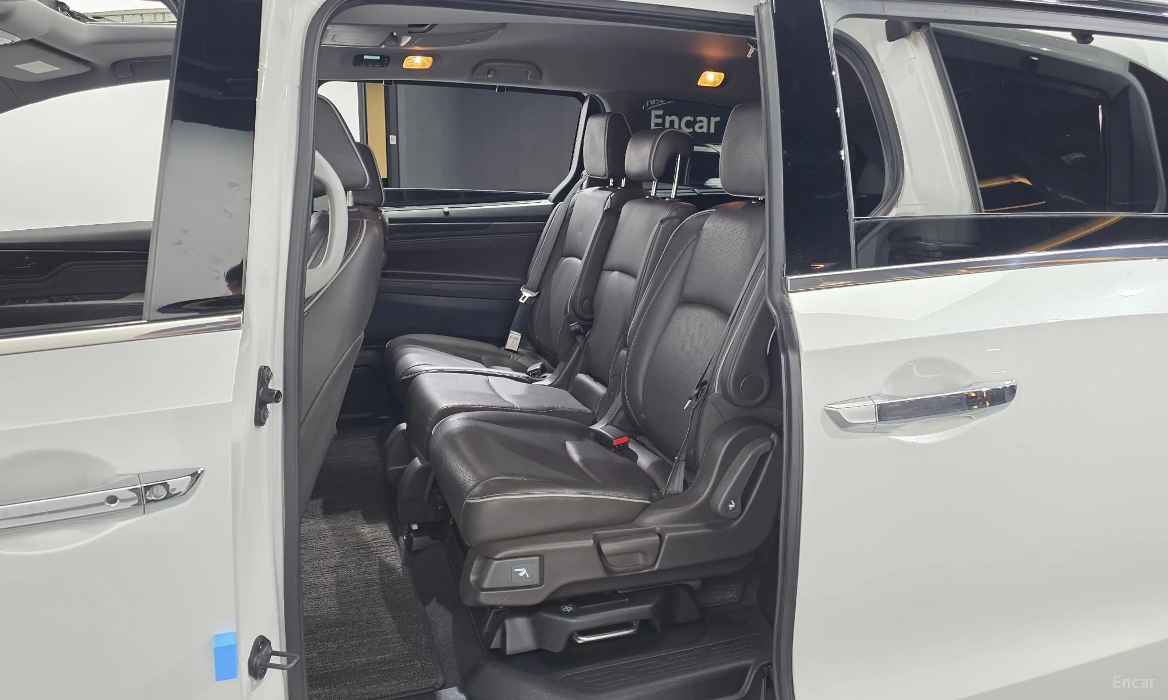 Honda Odyssey превью 11