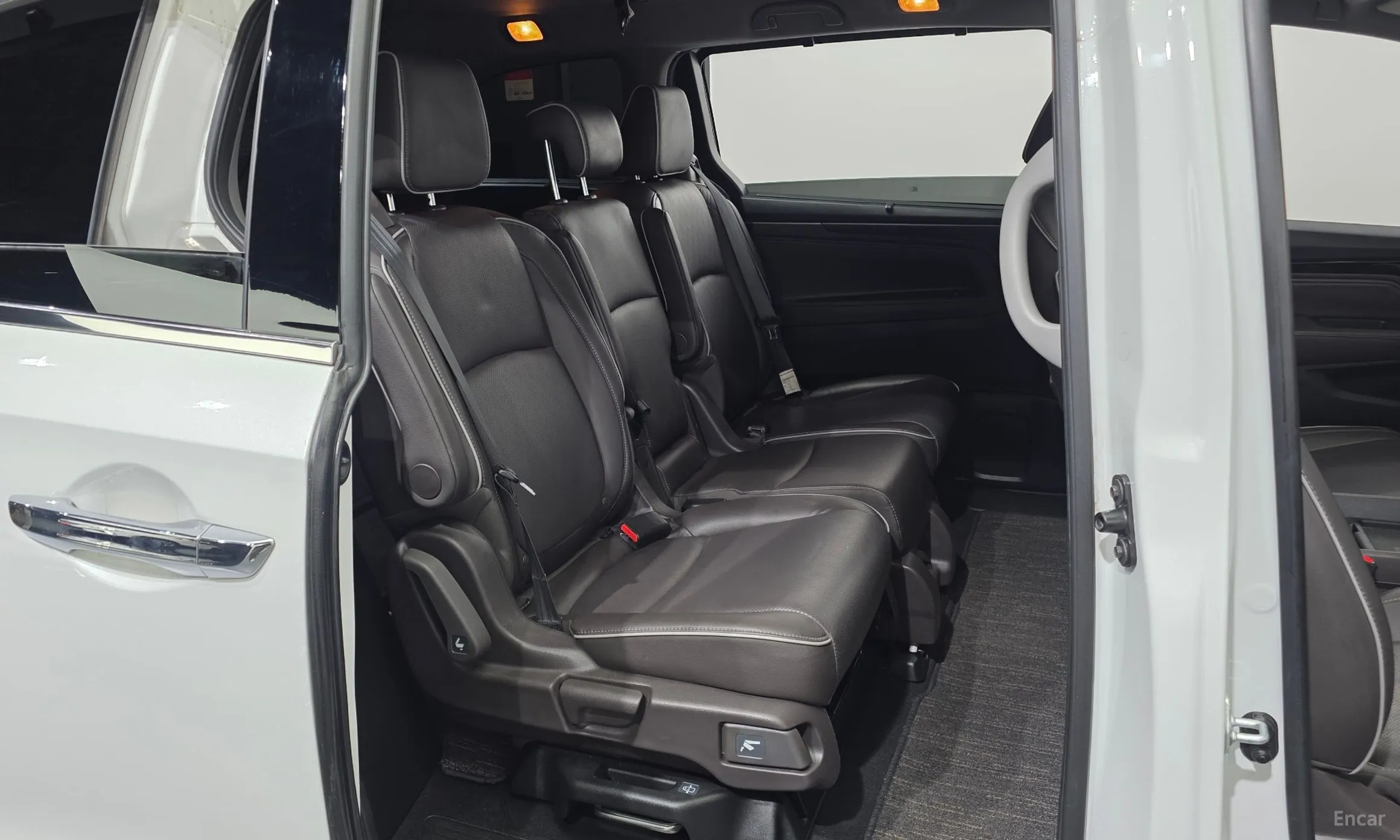 Honda Odyssey превью 12