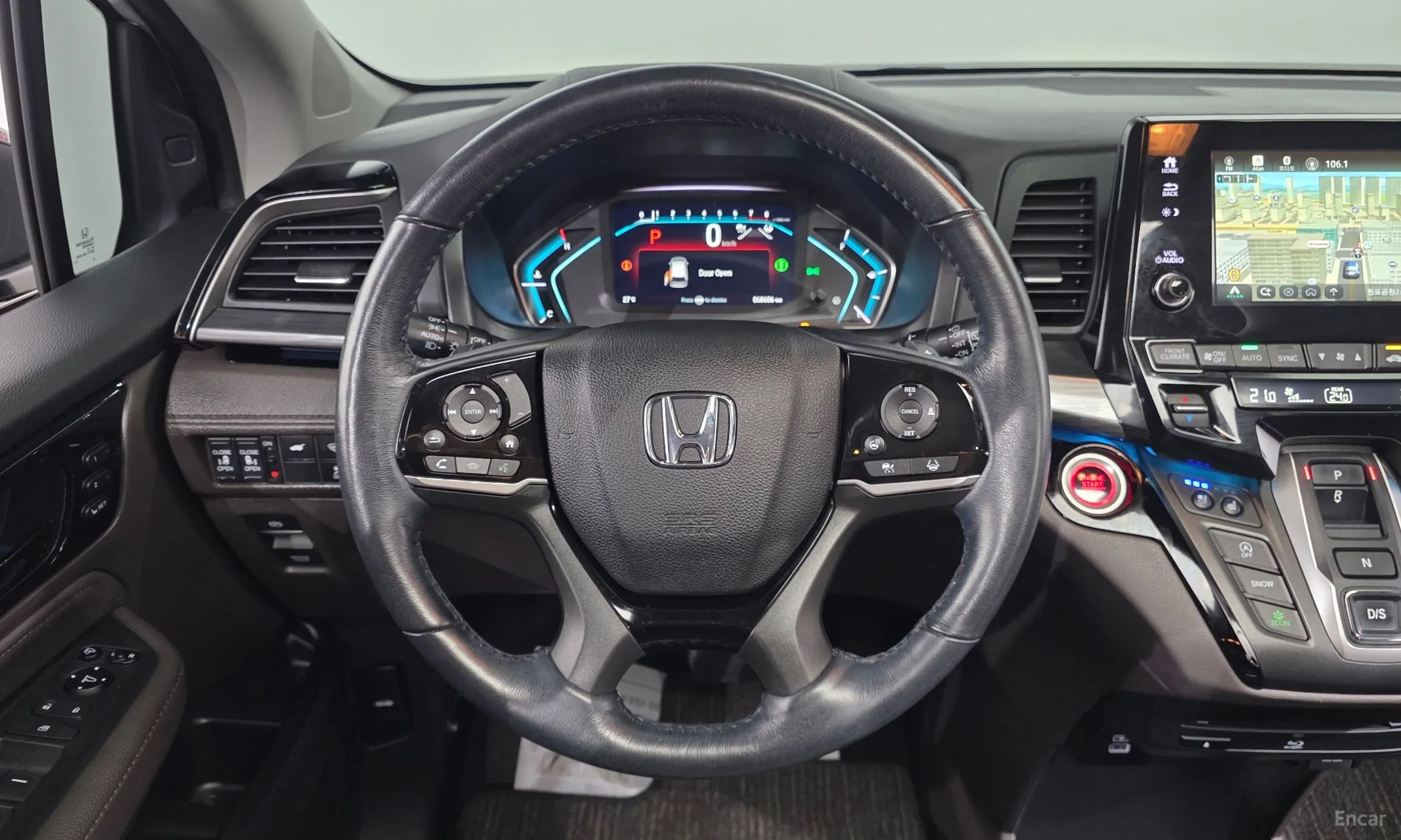 Honda Odyssey превью 16