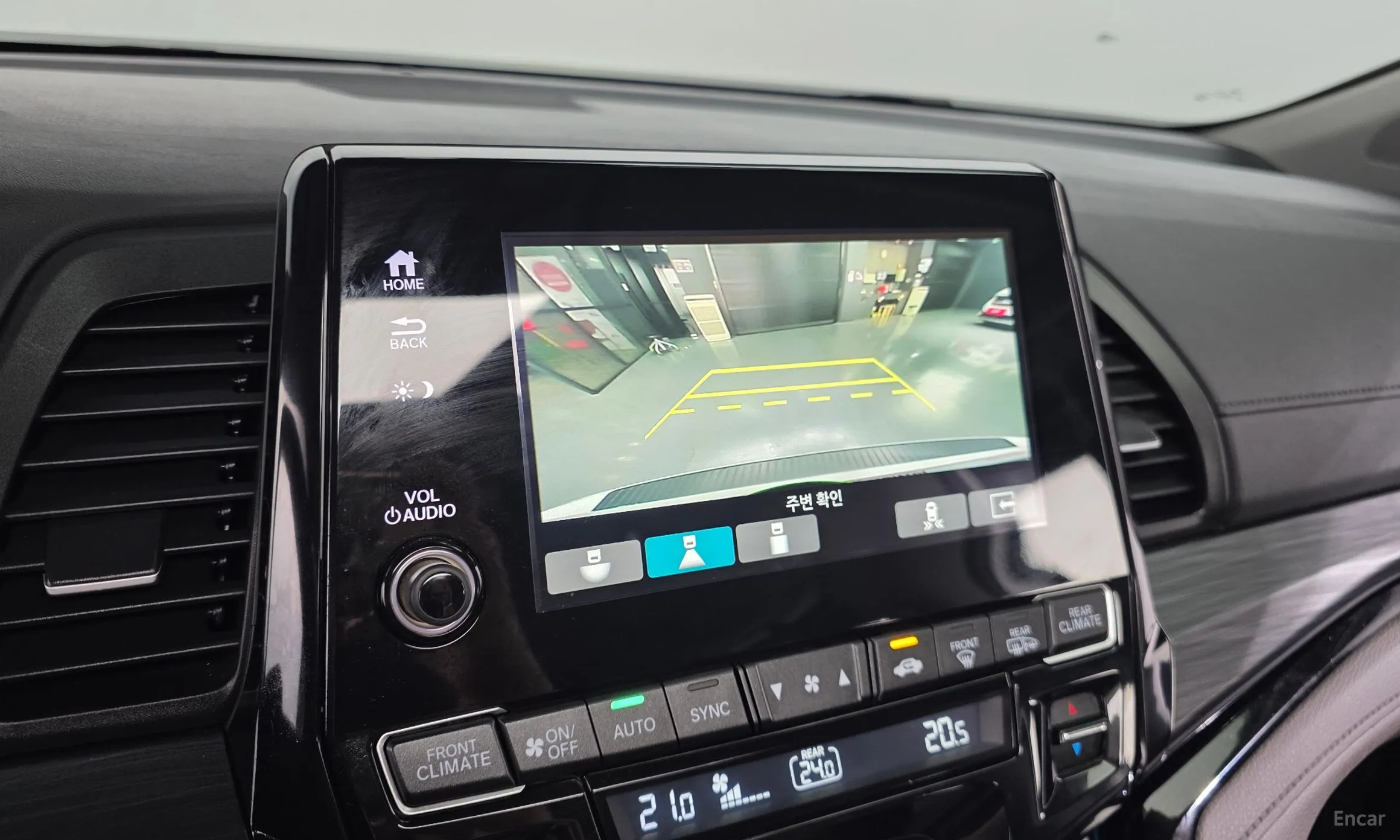 Honda Odyssey превью 17