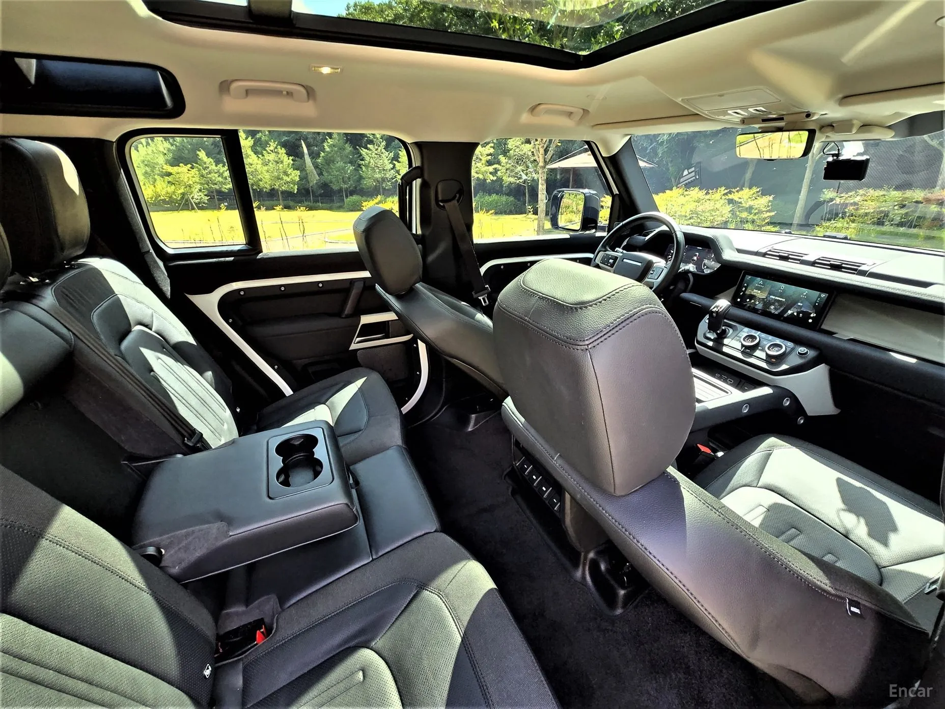 Land Rover Defender (L663) превью 6