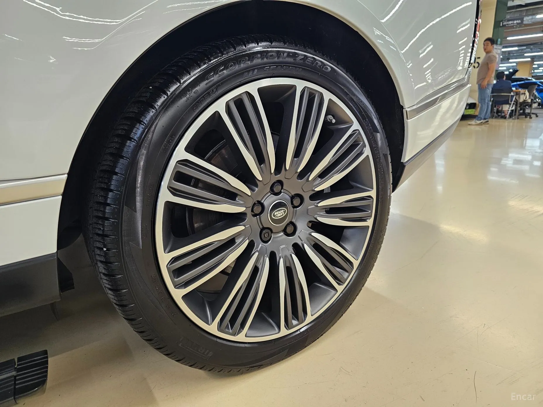 Land Rover Range Rover 4th Generation превью 5