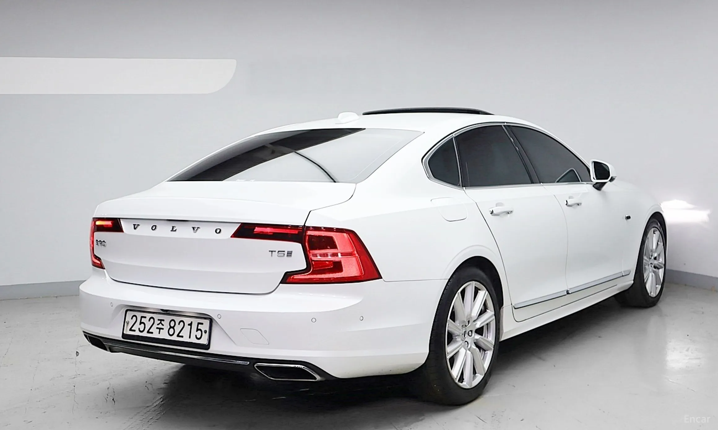 Volvo S60 3rd Generation превью 3