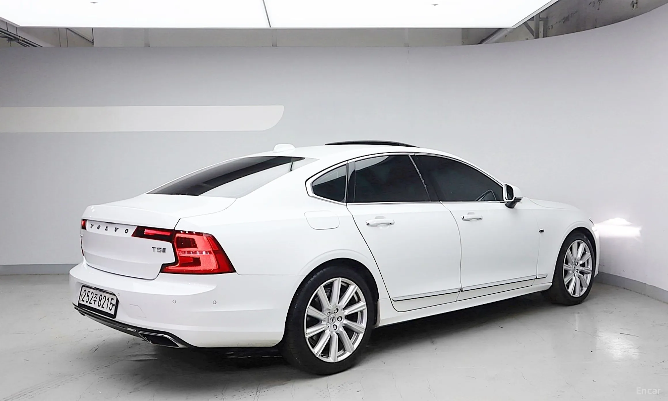 Volvo S60 3rd Generation превью 4