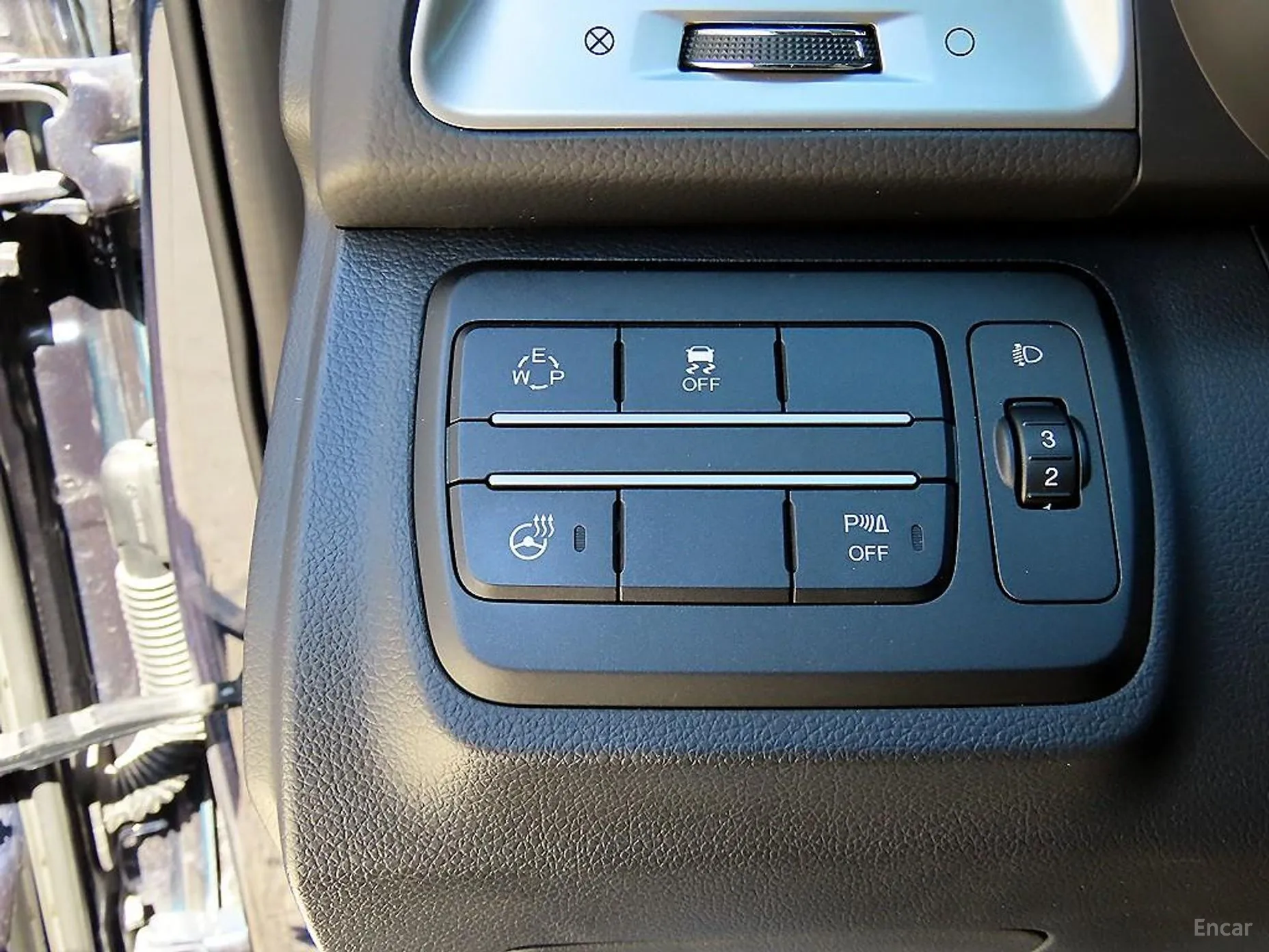 KG Mobility (SsangYong) Tivoli, Lazio превью 12
