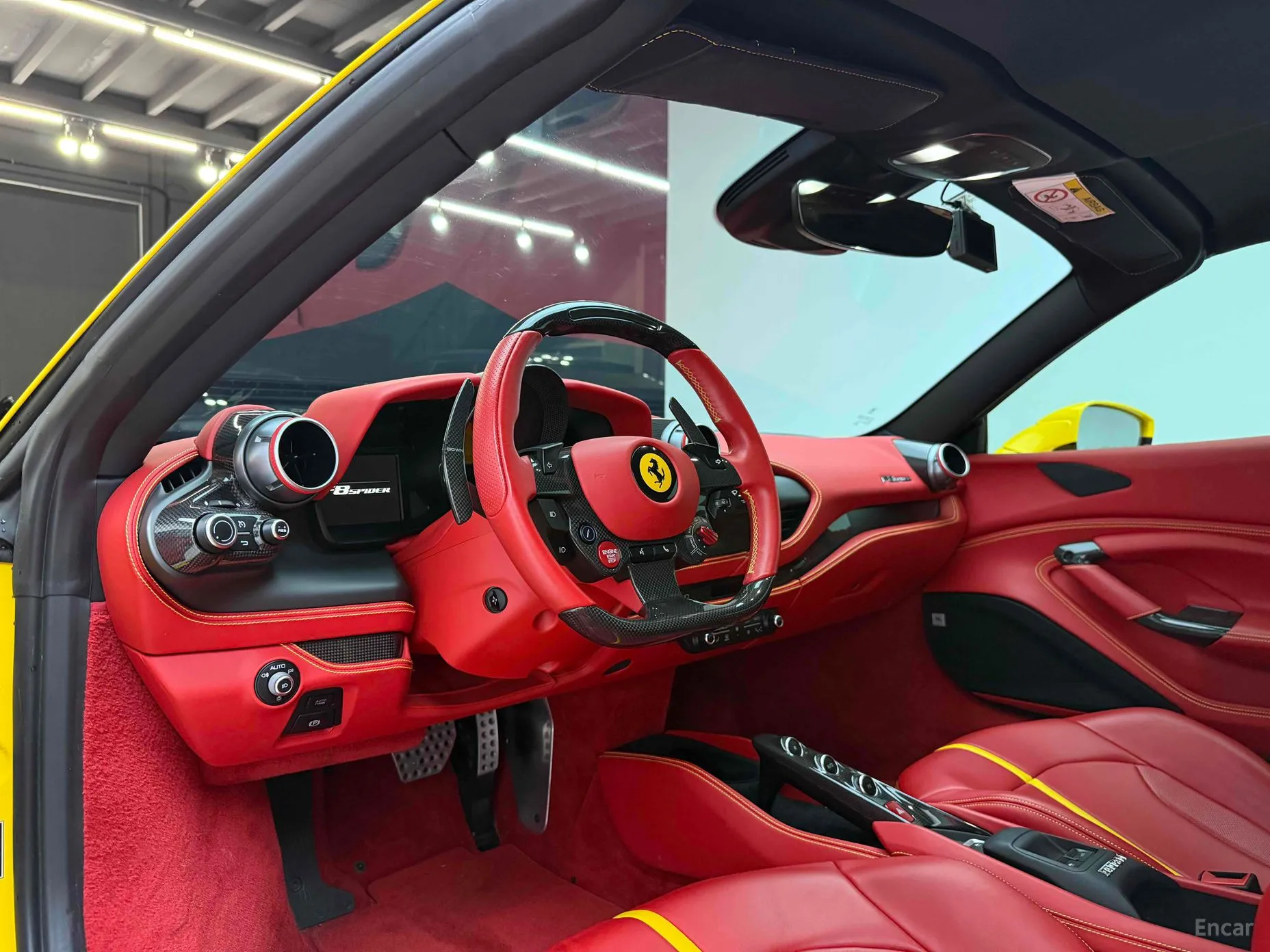 Ferrari F8 Spider превью 10