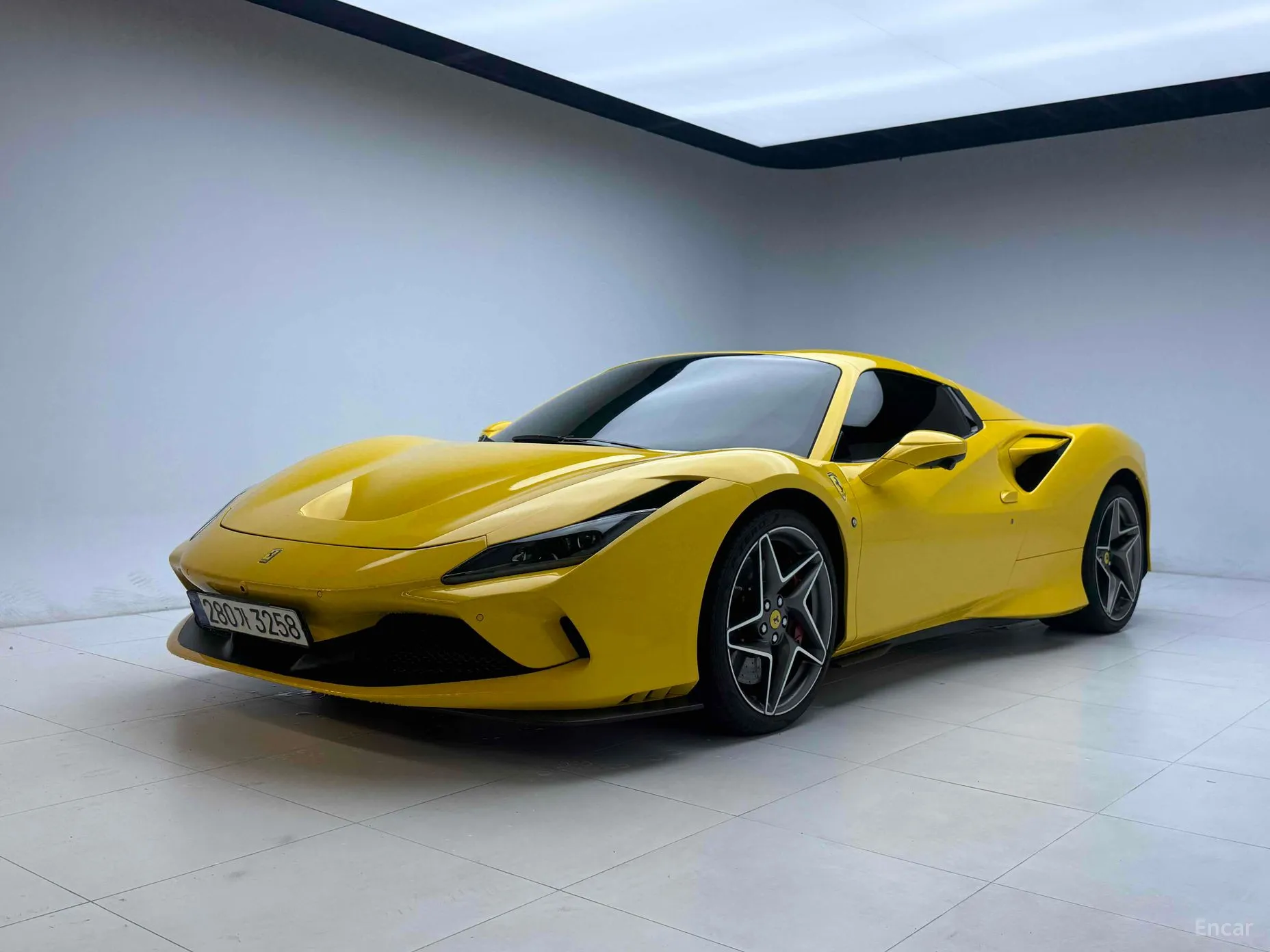 Ferrari F8 Spider