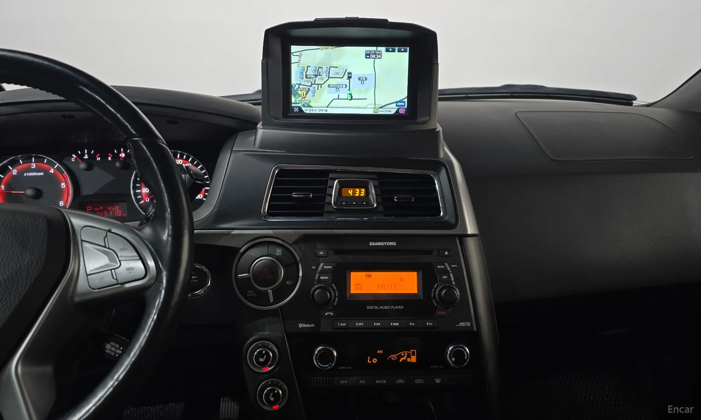 KG Mobility (SsangYong) Korando Sports превью 13