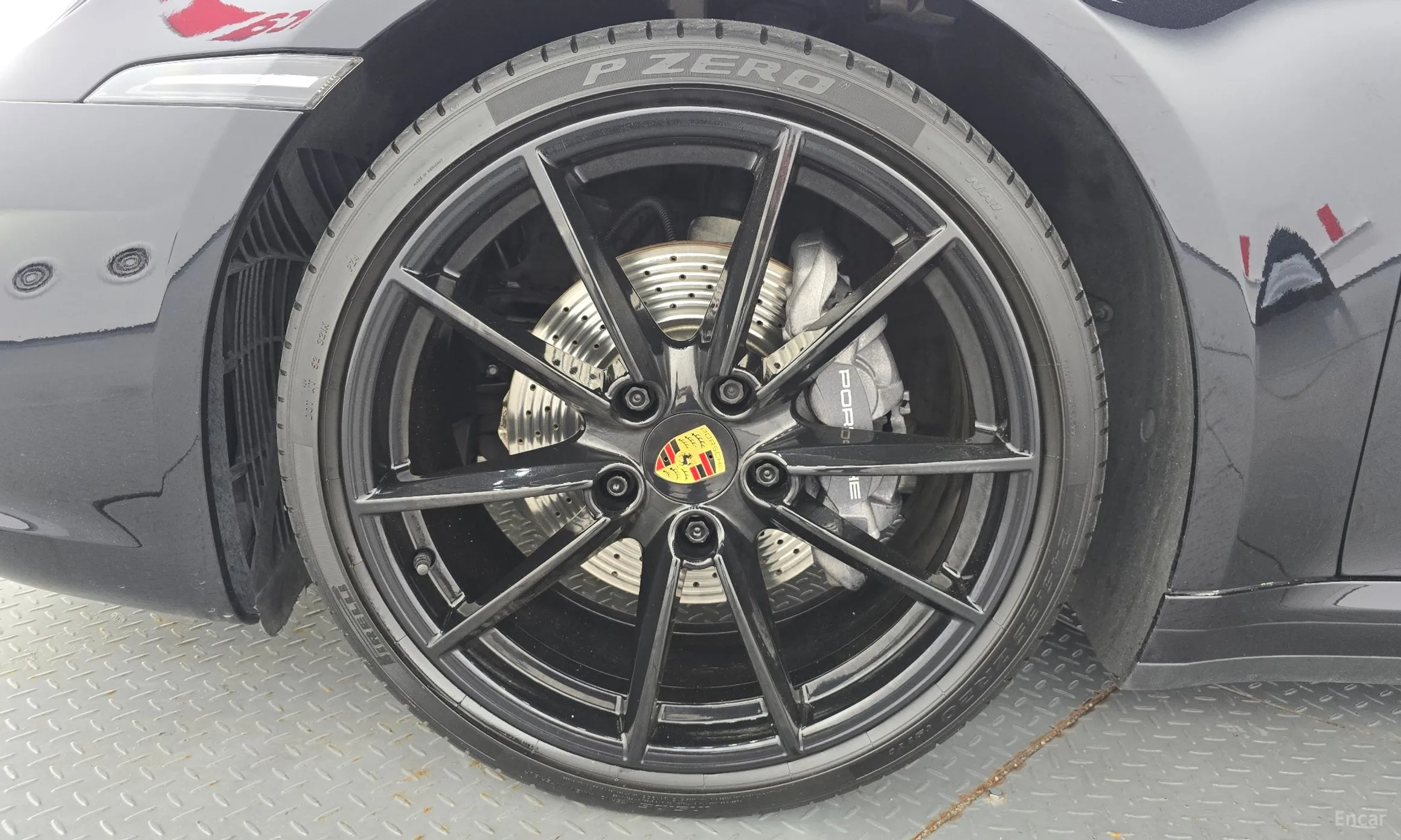 Porsche 911 (992) превью 5
