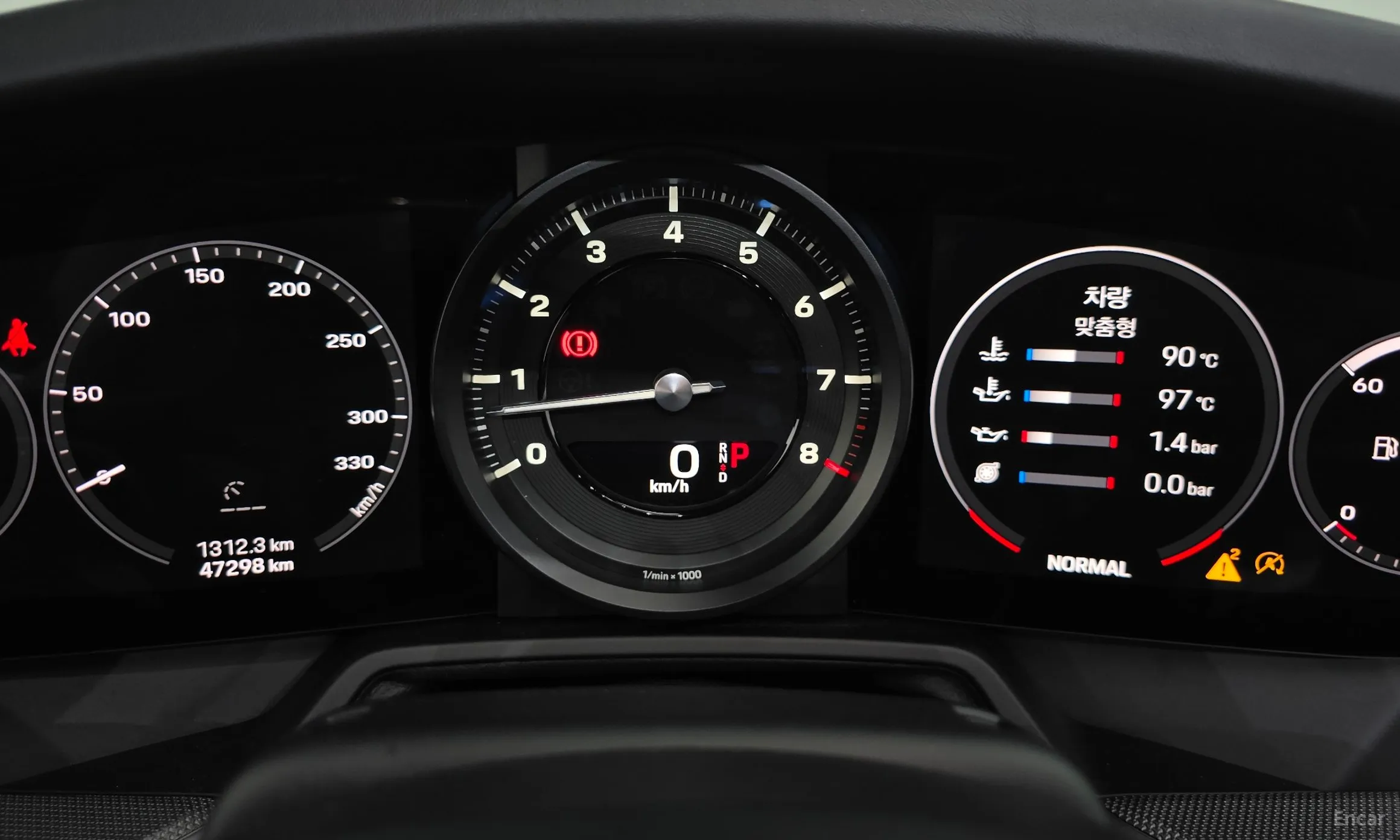 Porsche 911 (992) превью 8