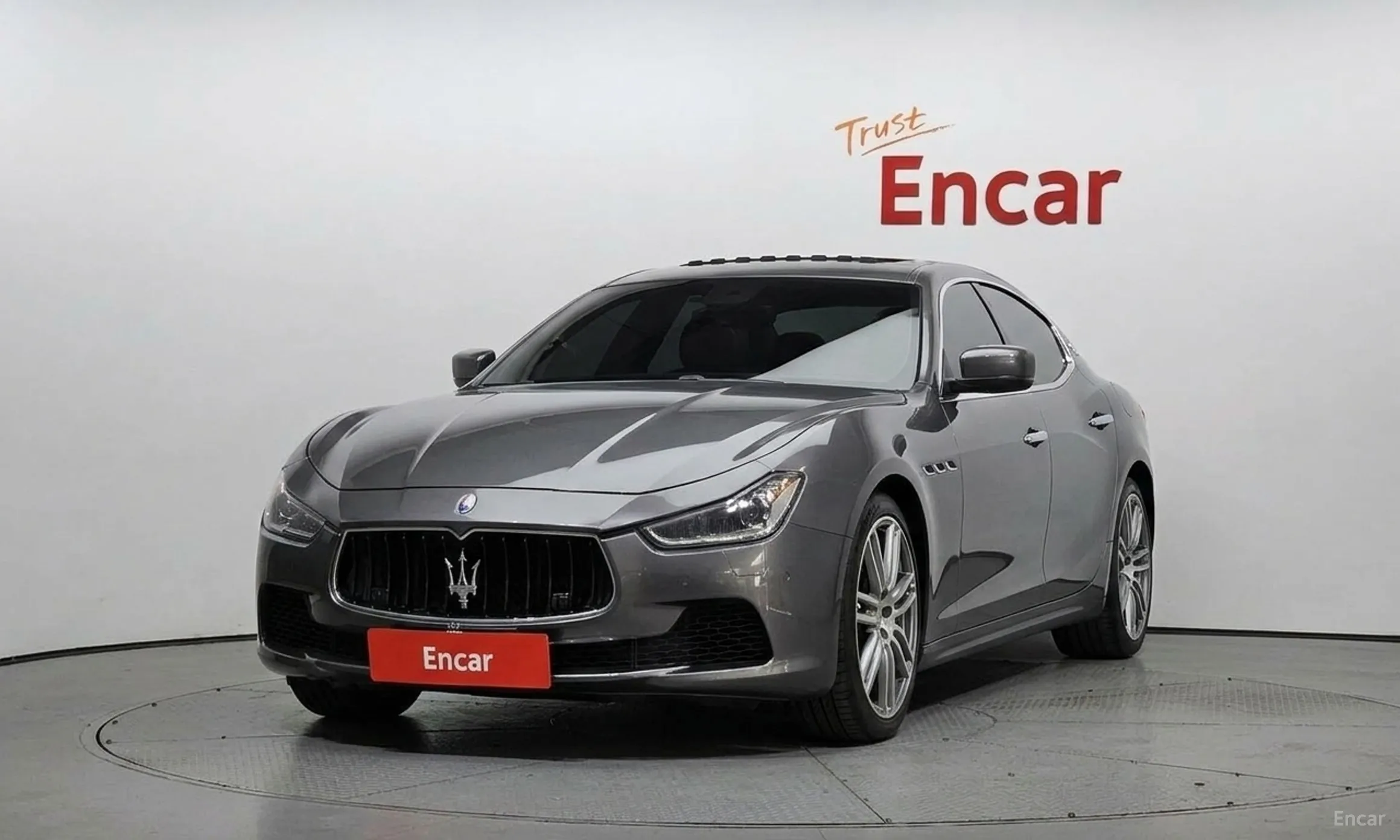 Maserati Ghibli превью 3