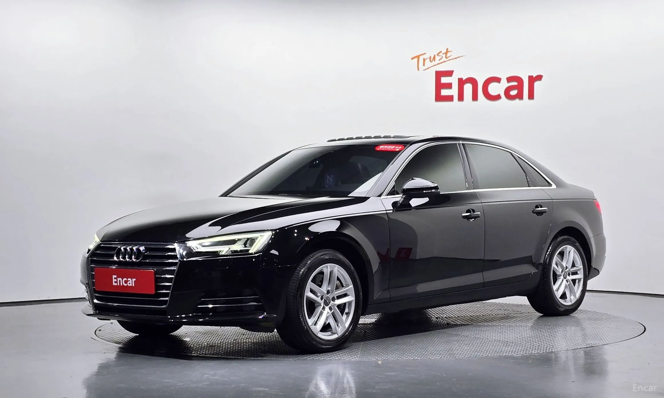 Audi A4 (B9)