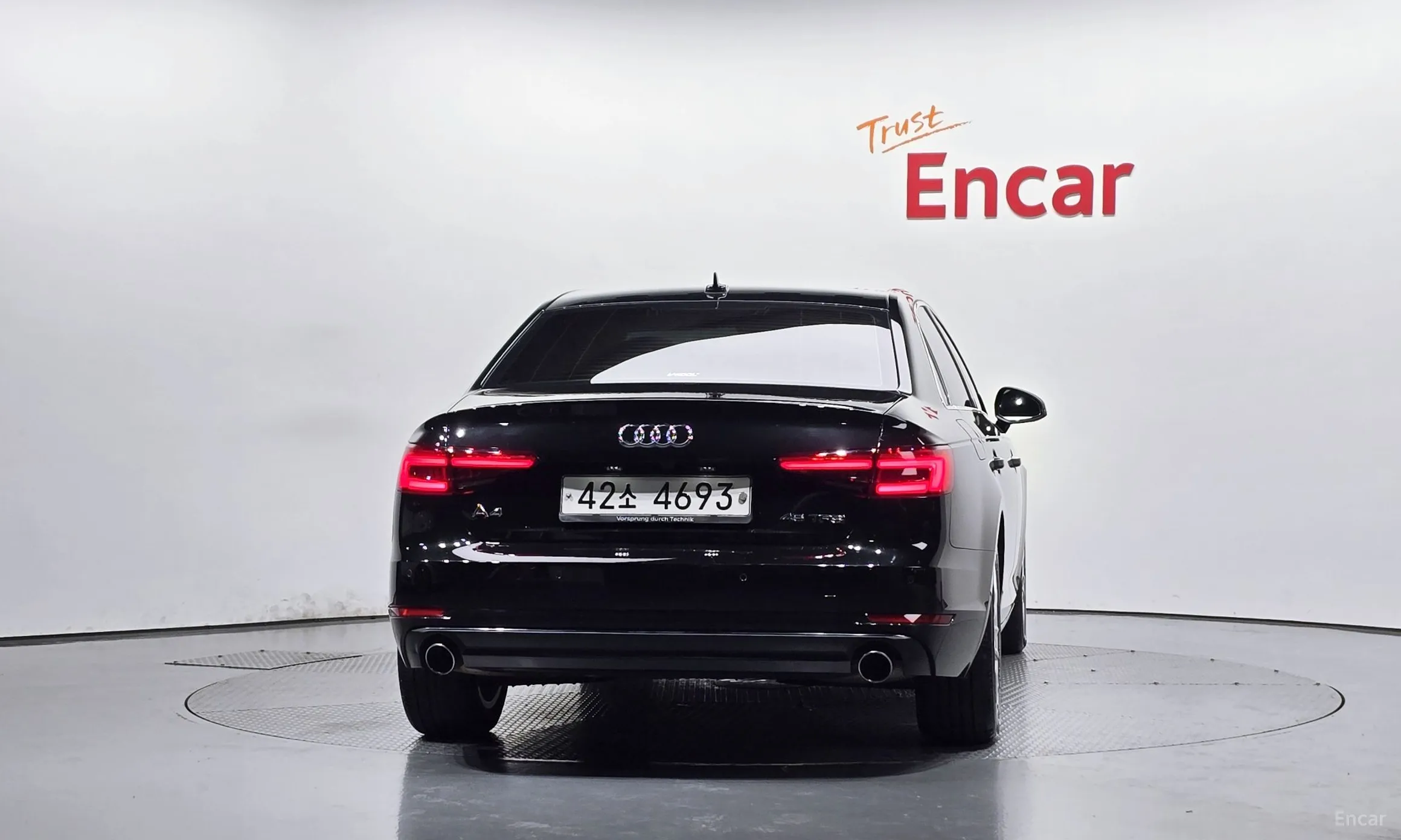 Audi A4 (B9) превью 4