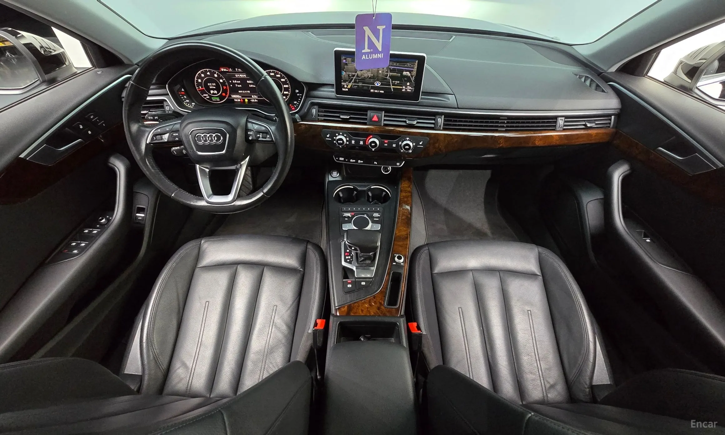 Audi A4 (B9) превью 7