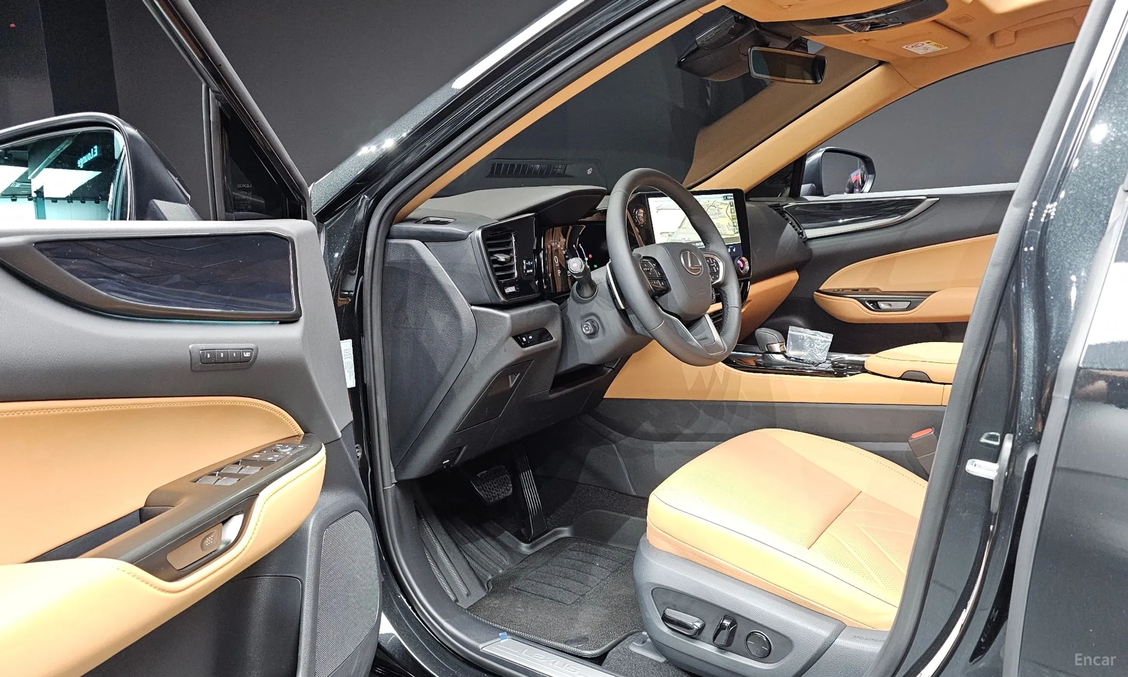 Lexus NX350h Gen 2 превью 10