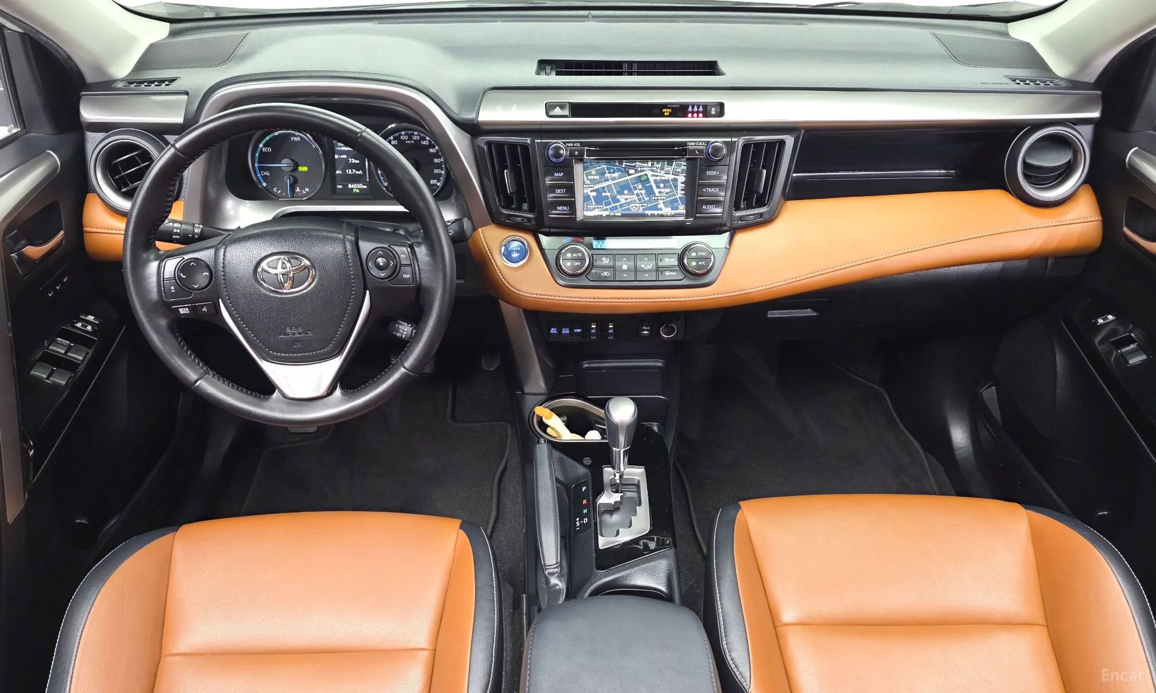 Toyota RAV4 превью 7