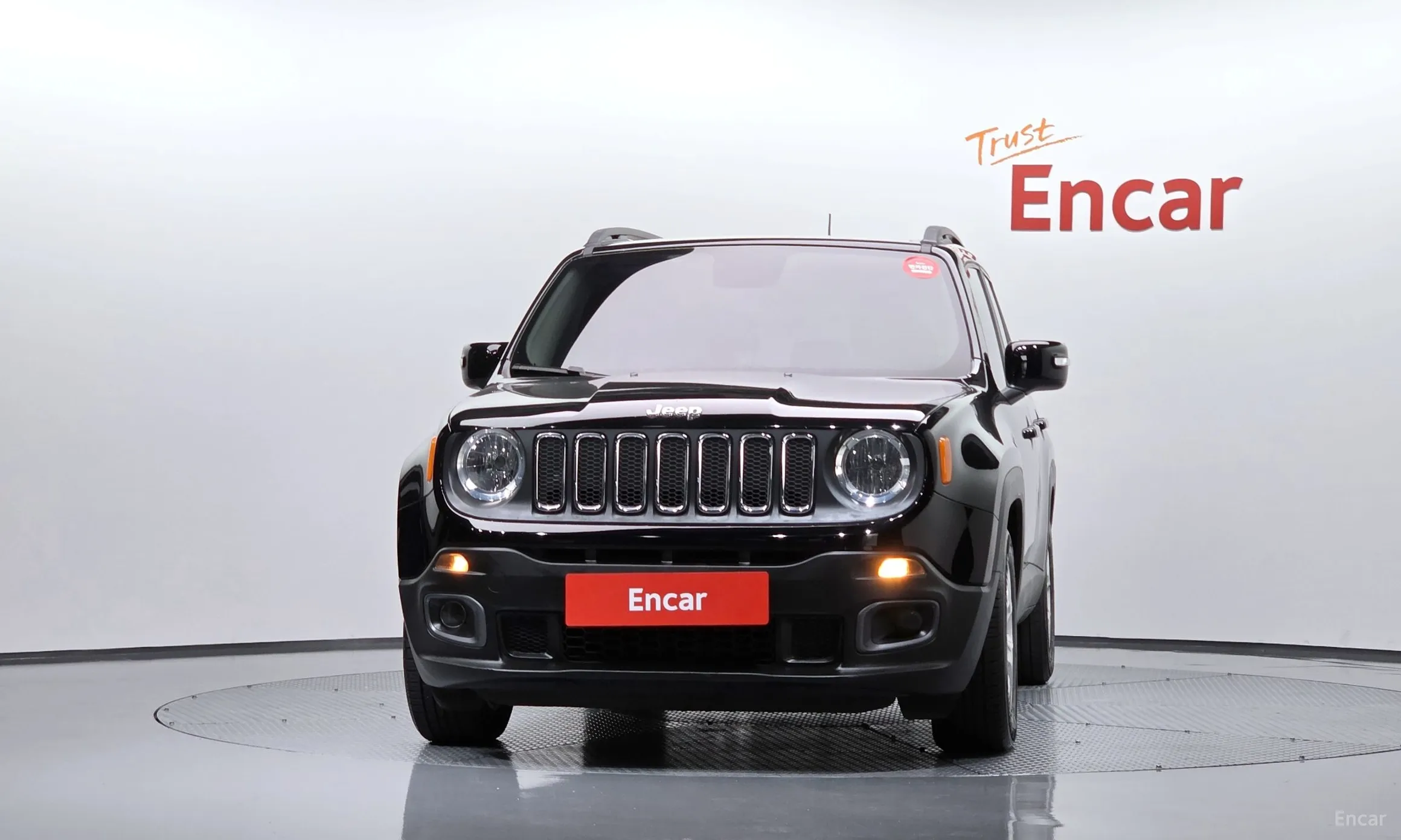 Jeep Renegade превью 3