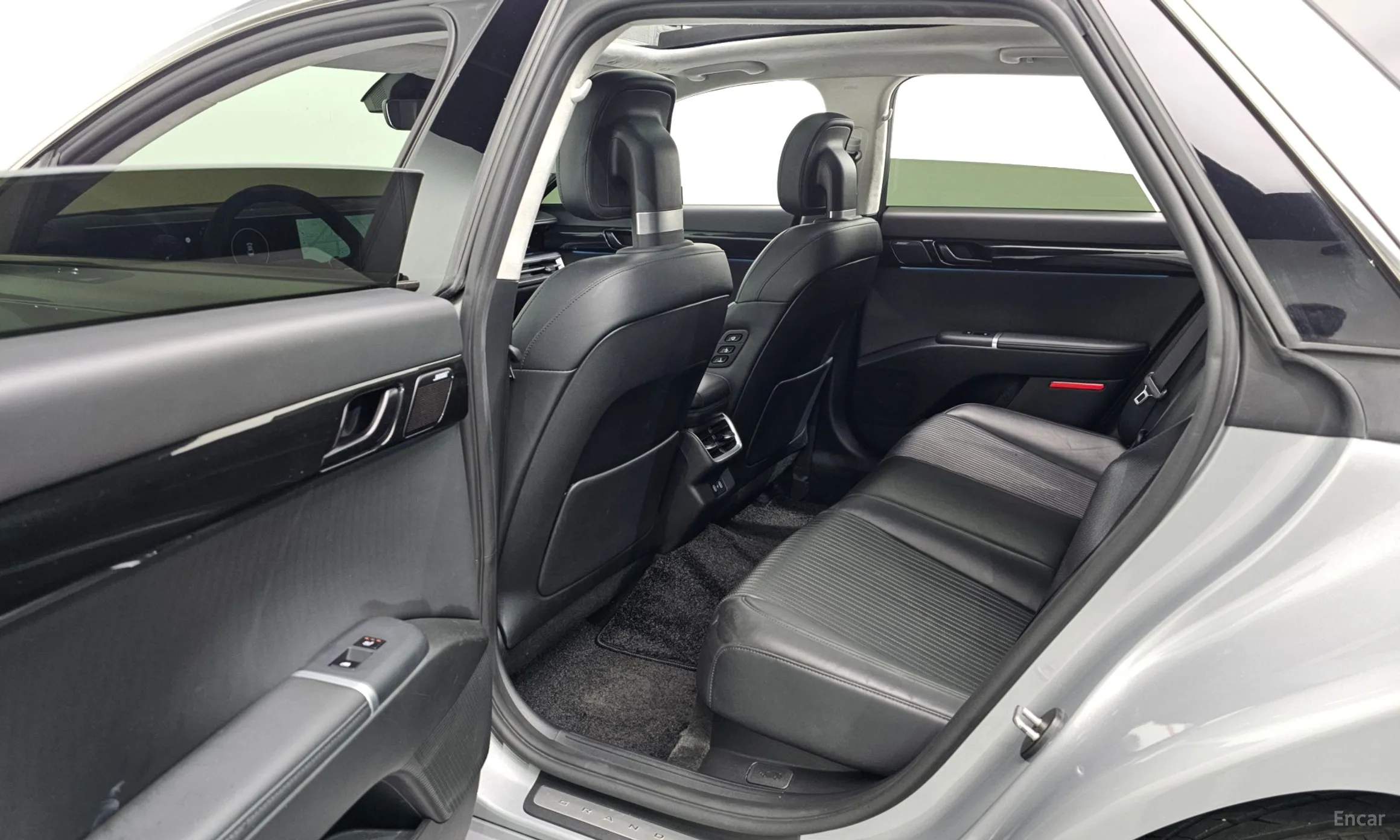 Hyundai Grandeur (GN7) превью 11