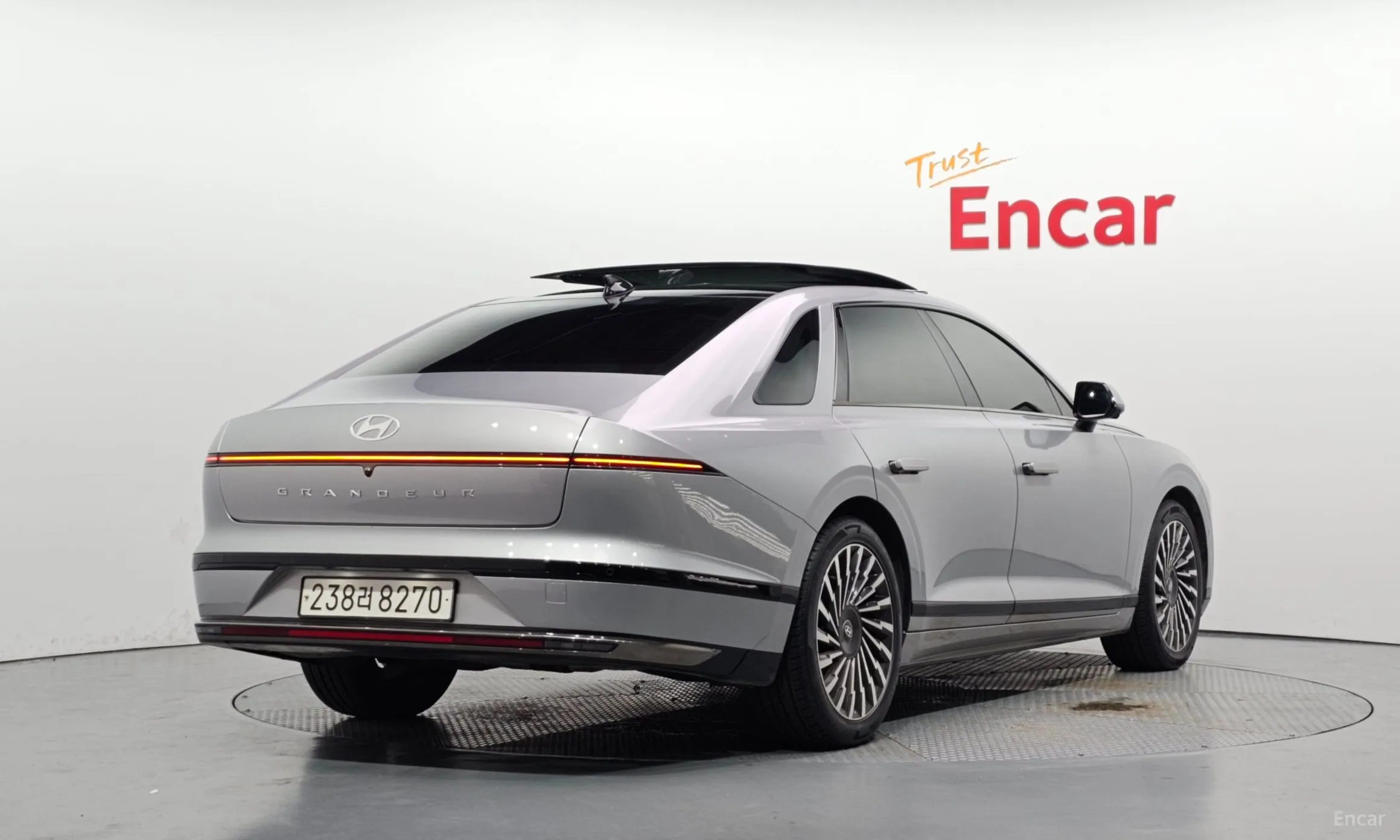 Hyundai Grandeur (GN7)