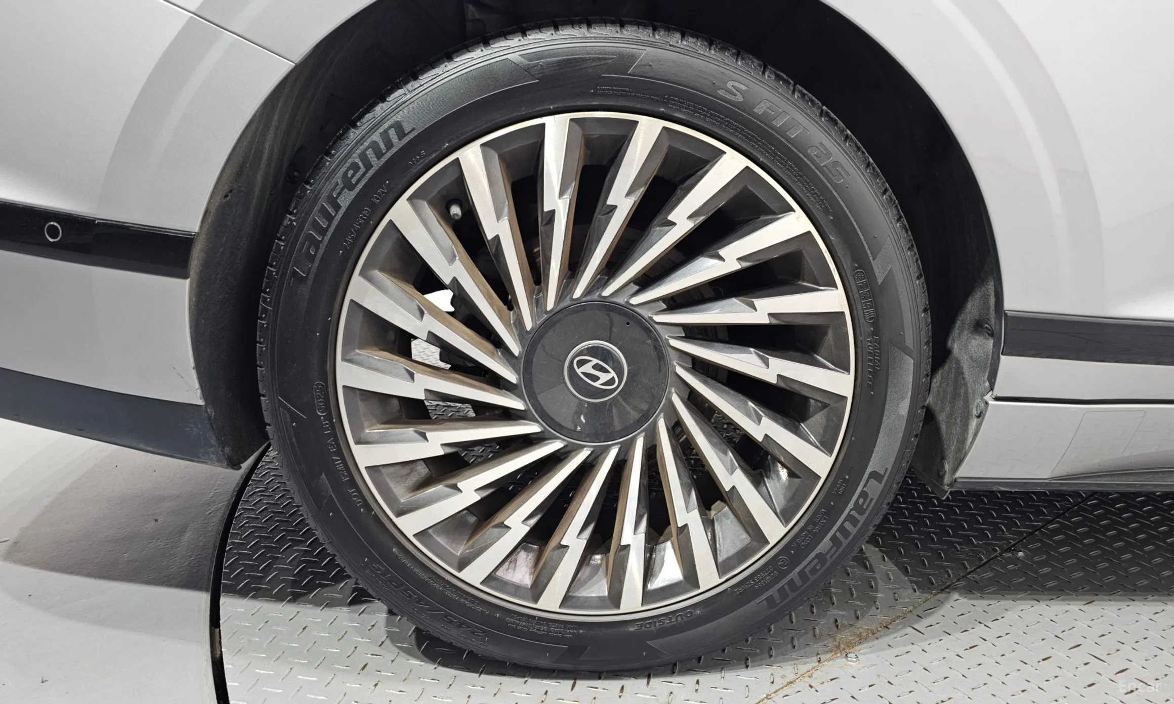 Hyundai Grandeur (GN7) превью 5