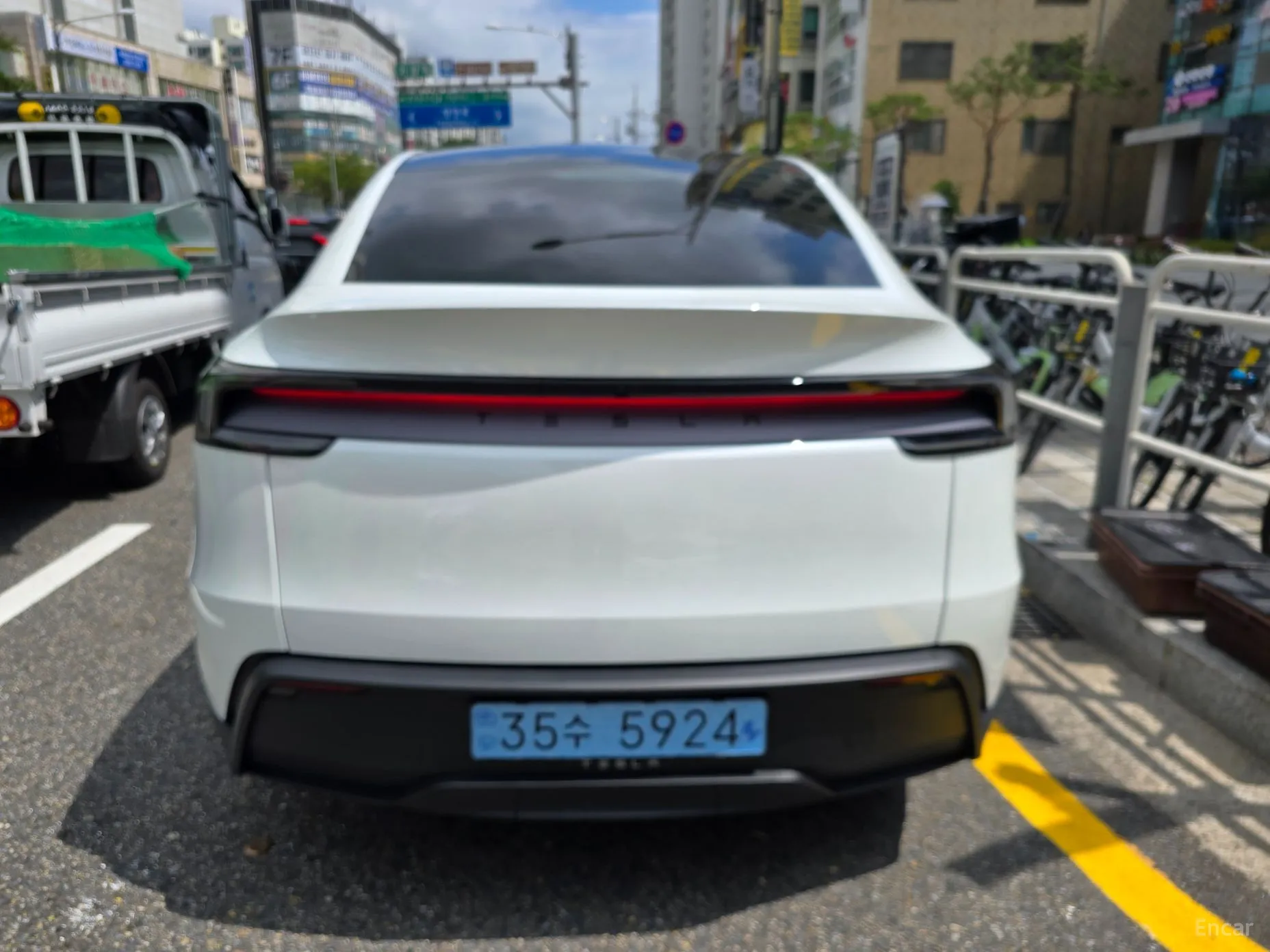 Tesla Model Y превью 5