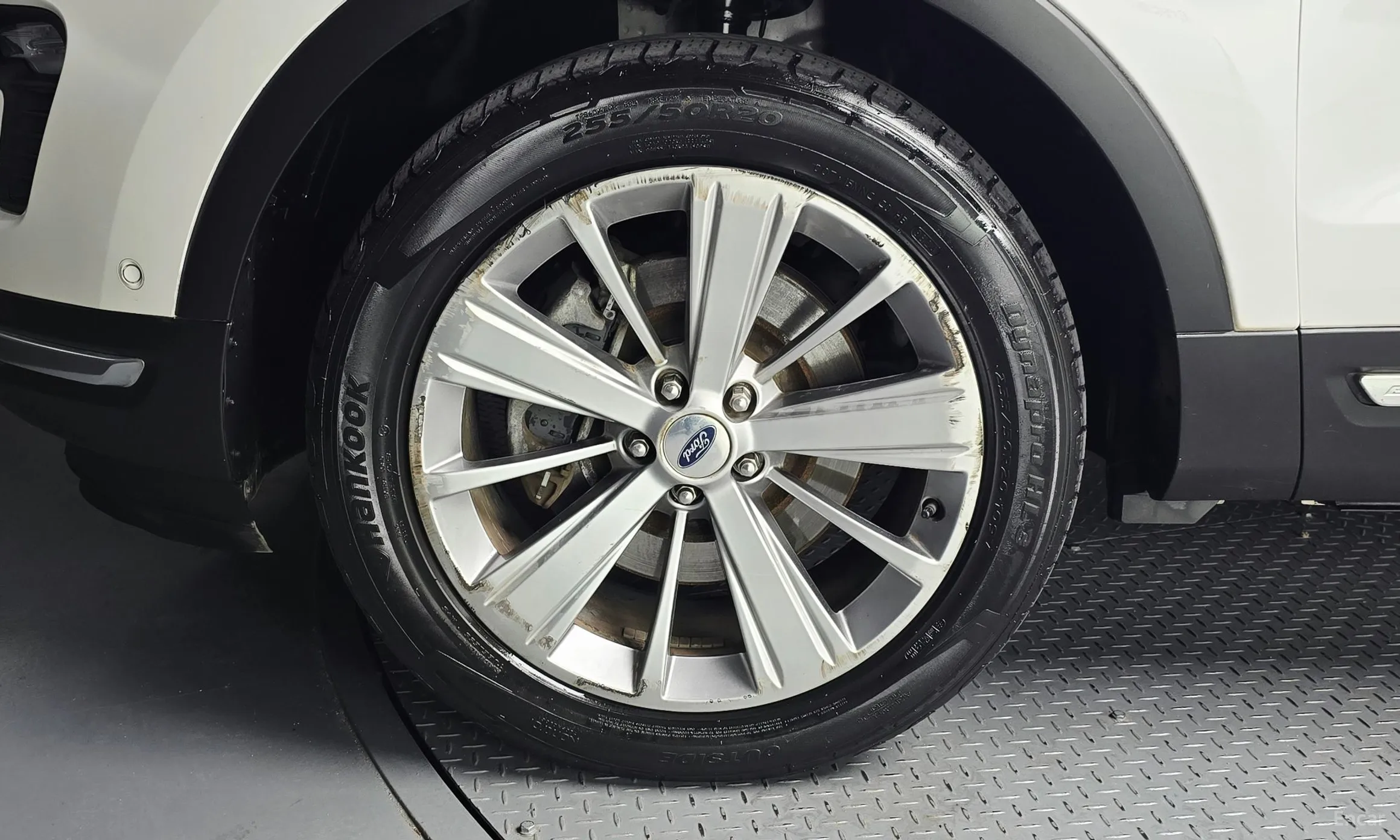 Ford Explorer превью 5