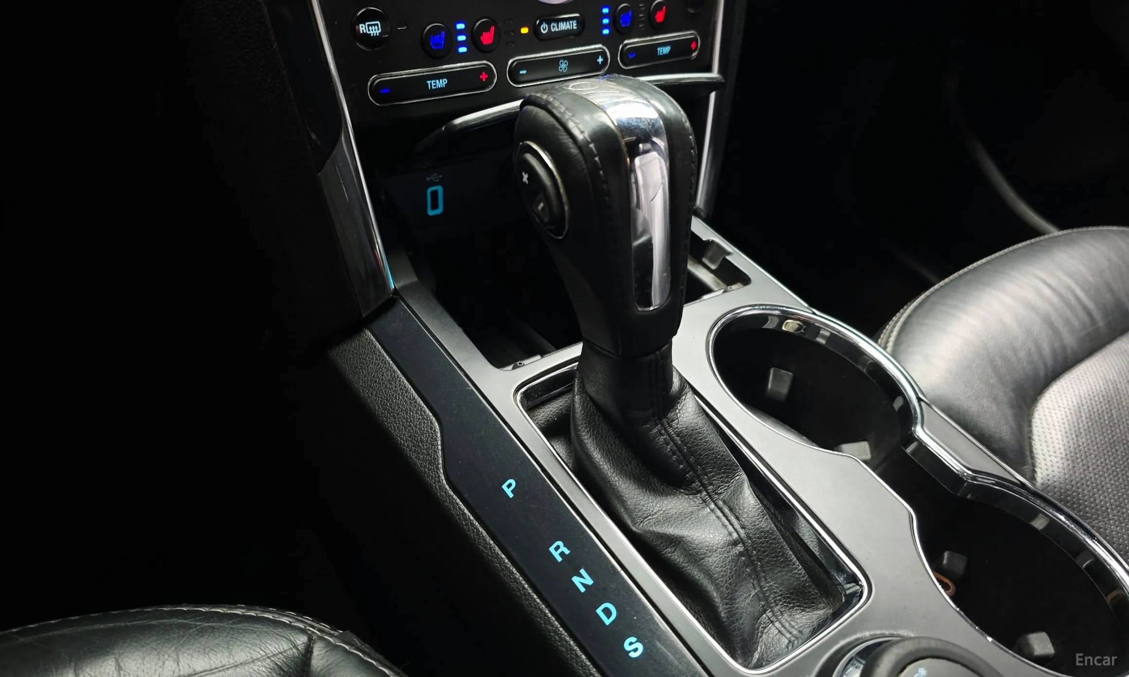 Ford Explorer превью 9