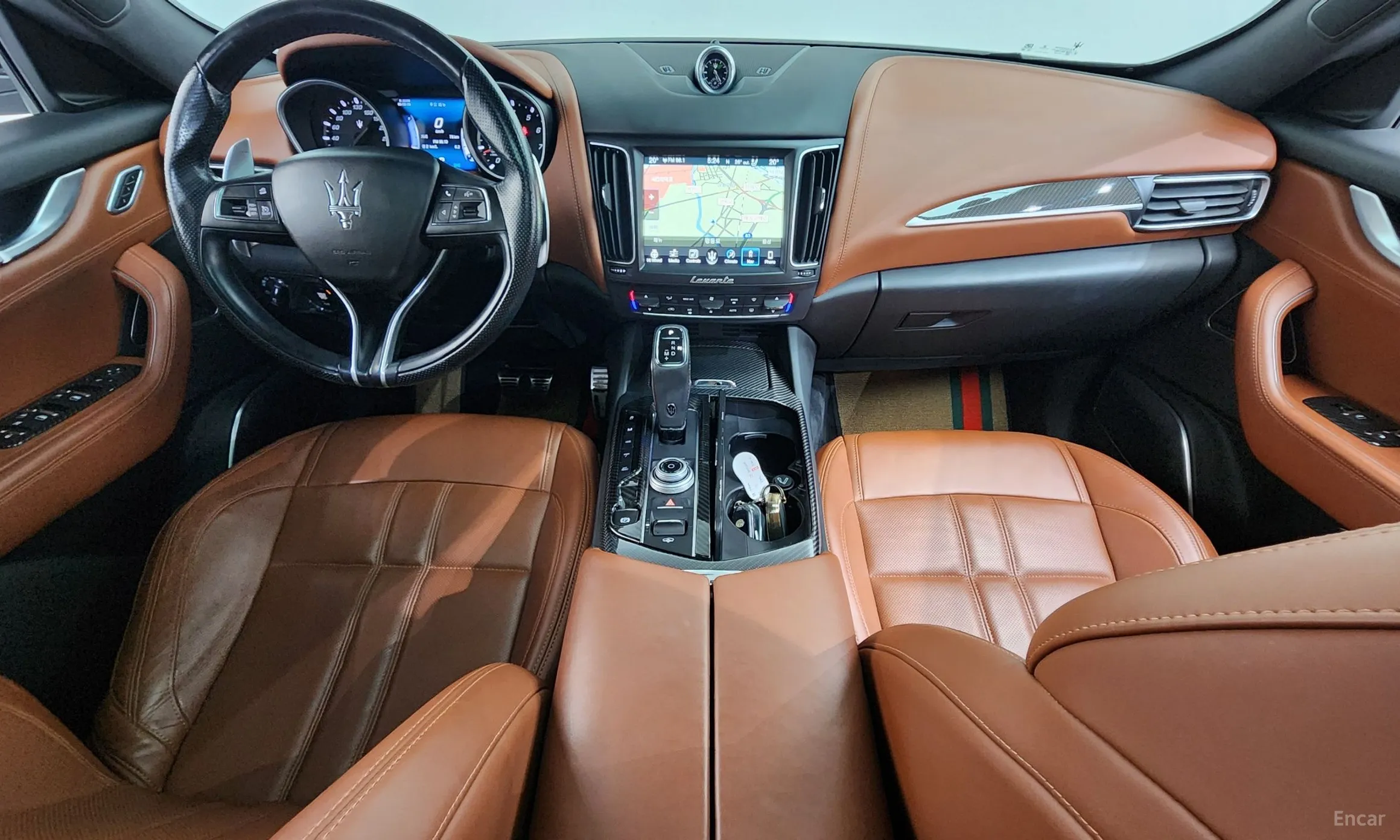 Maserati Levante превью 7