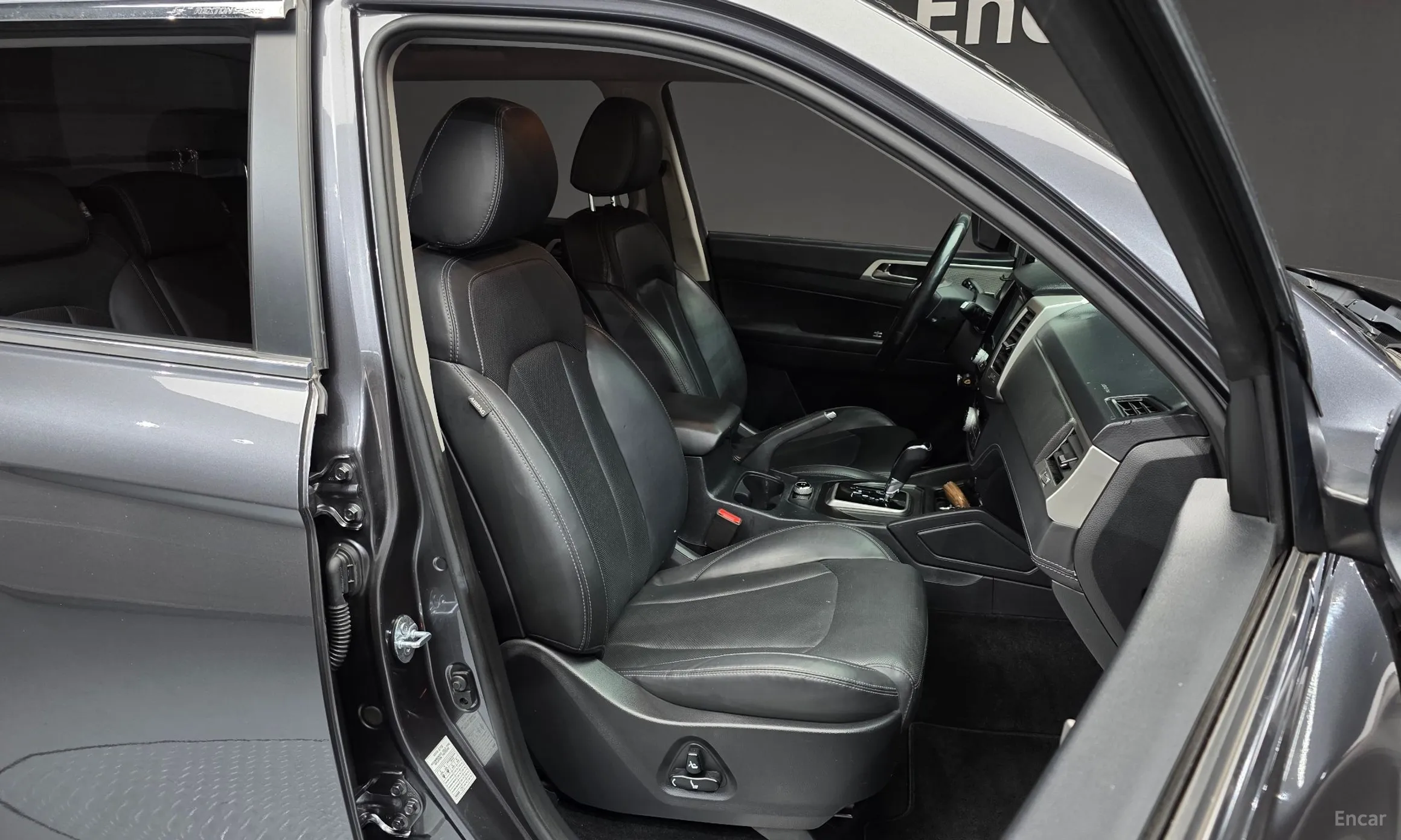 KG Mobility (SsangYong) Rexton Sports превью 12