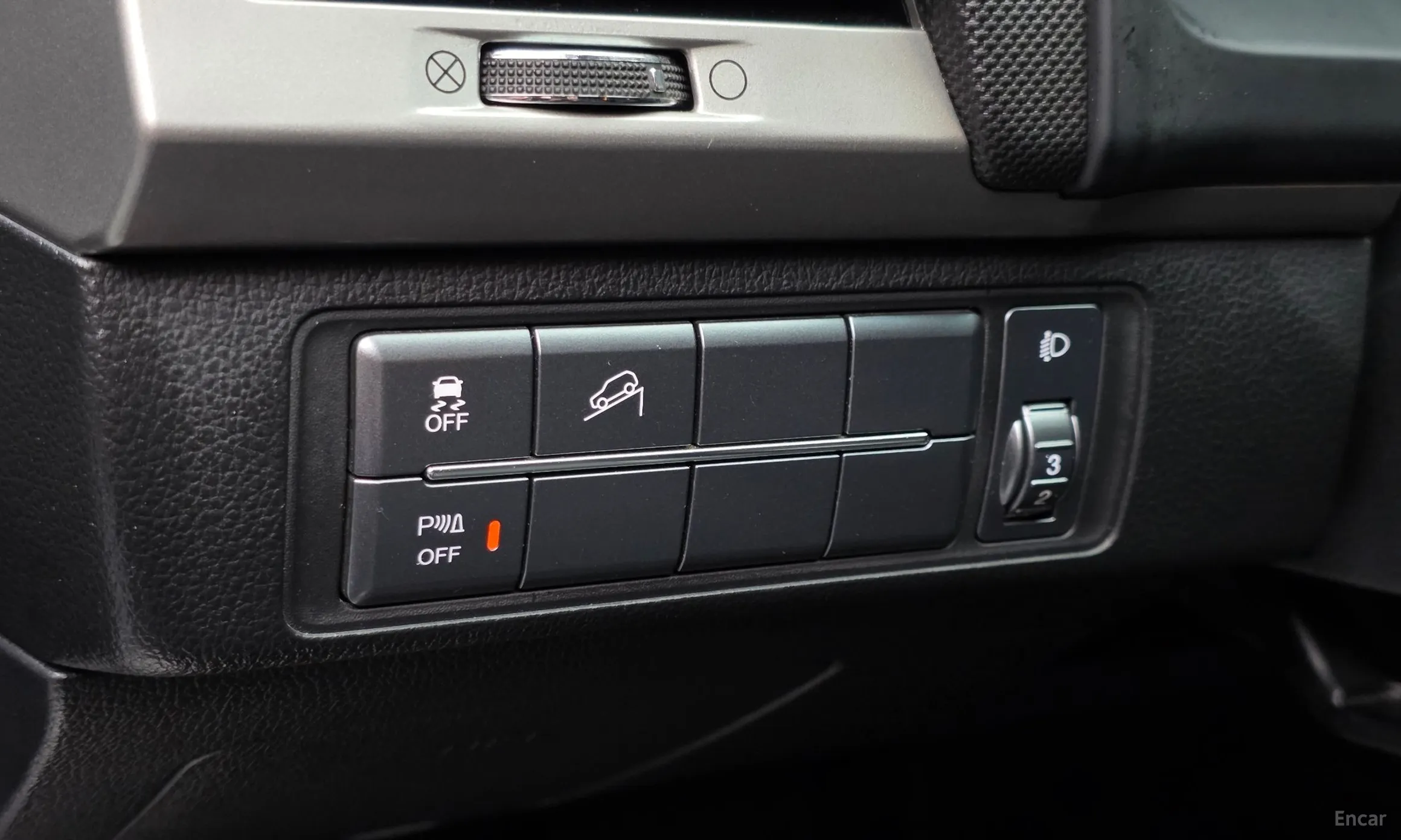 KG Mobility (SsangYong) Rexton Sports превью 14