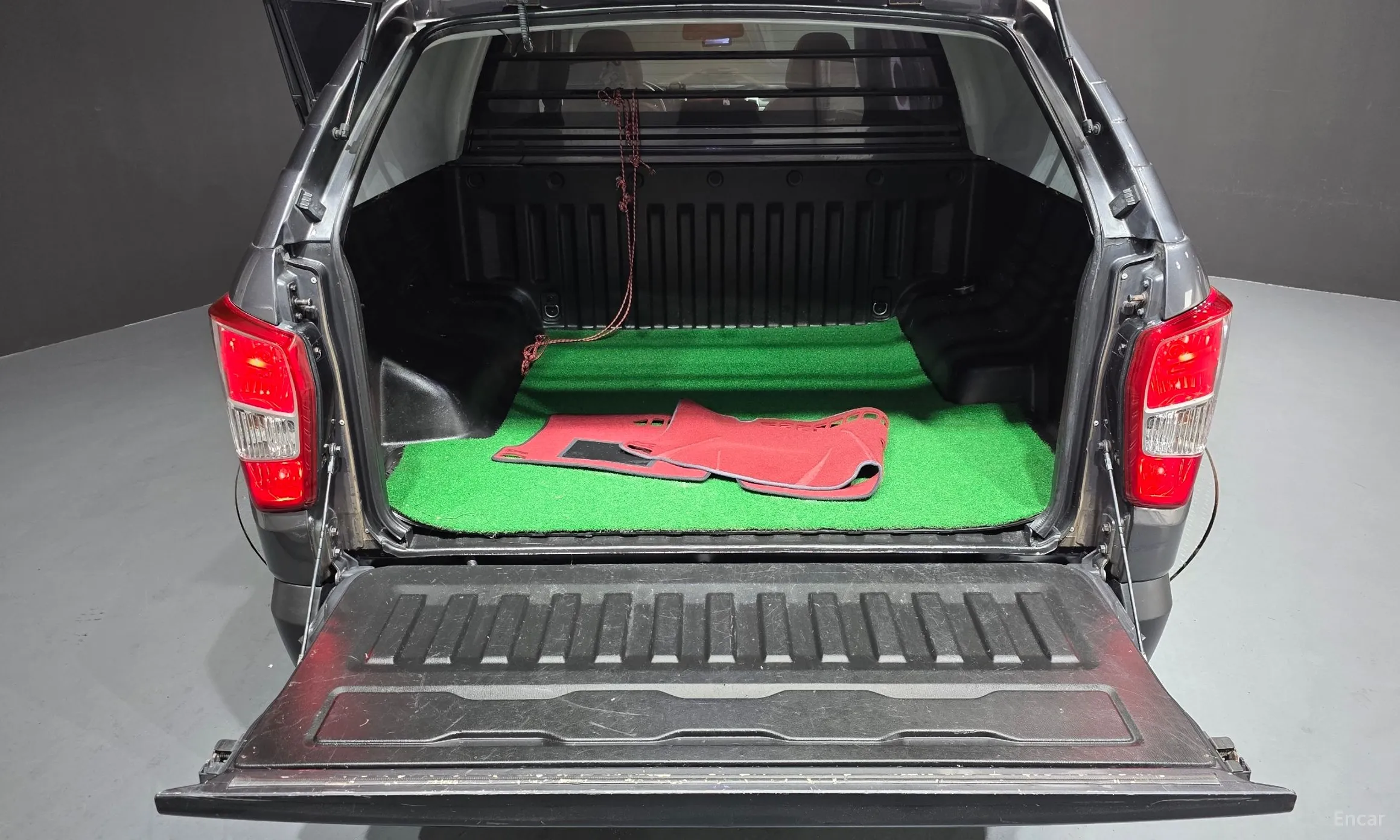 KG Mobility (SsangYong) Rexton Sports превью 20