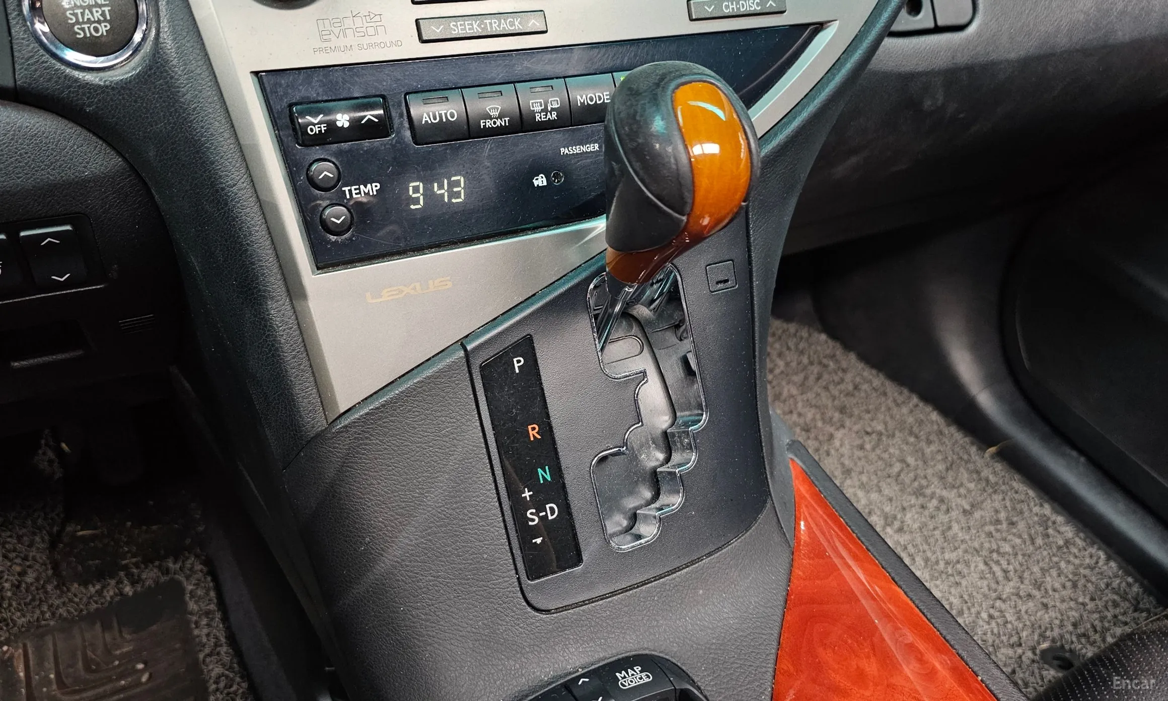 Lexus RX350 превью 9