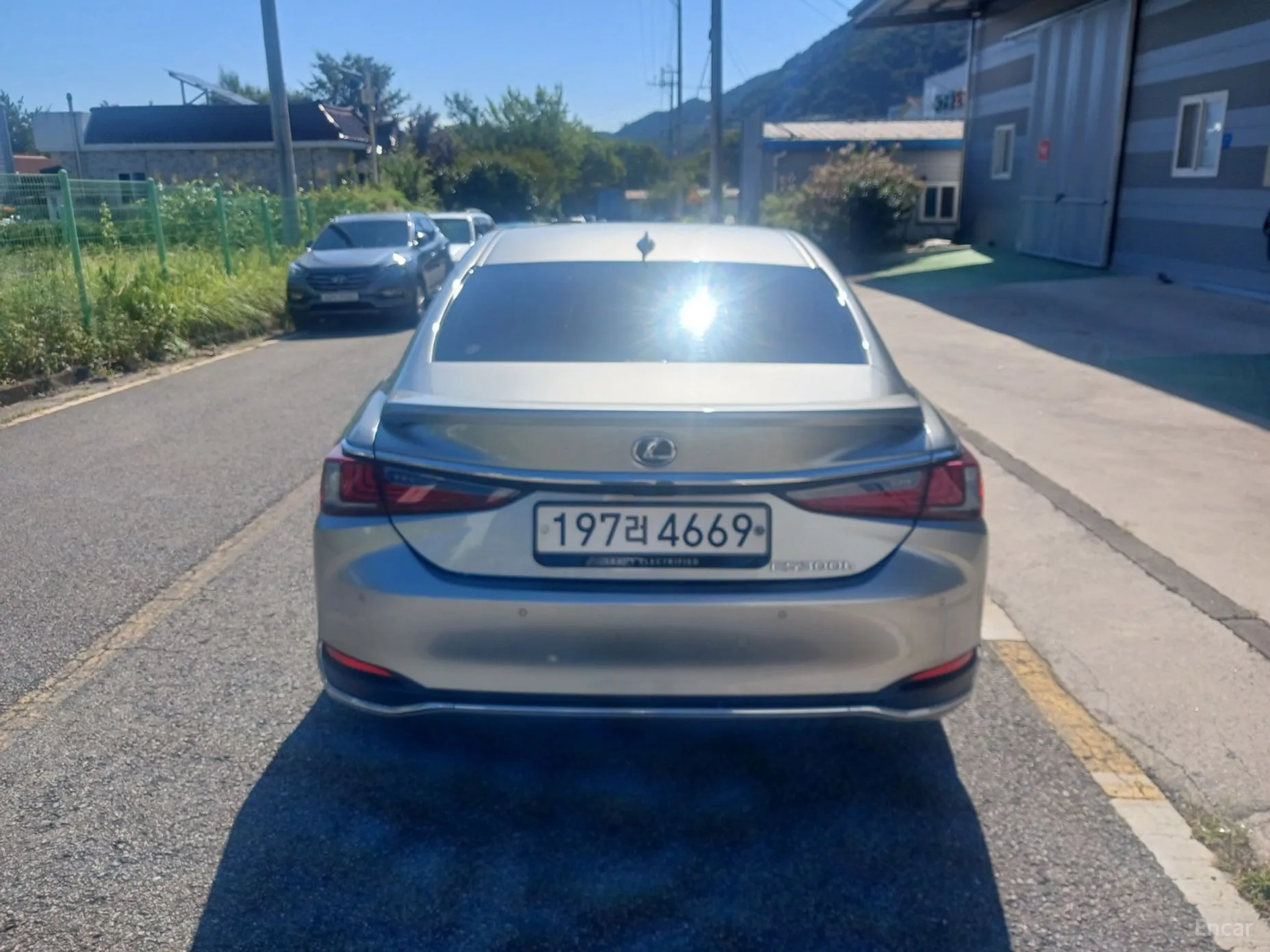 Lexus ES300h 7th Generation превью 5
