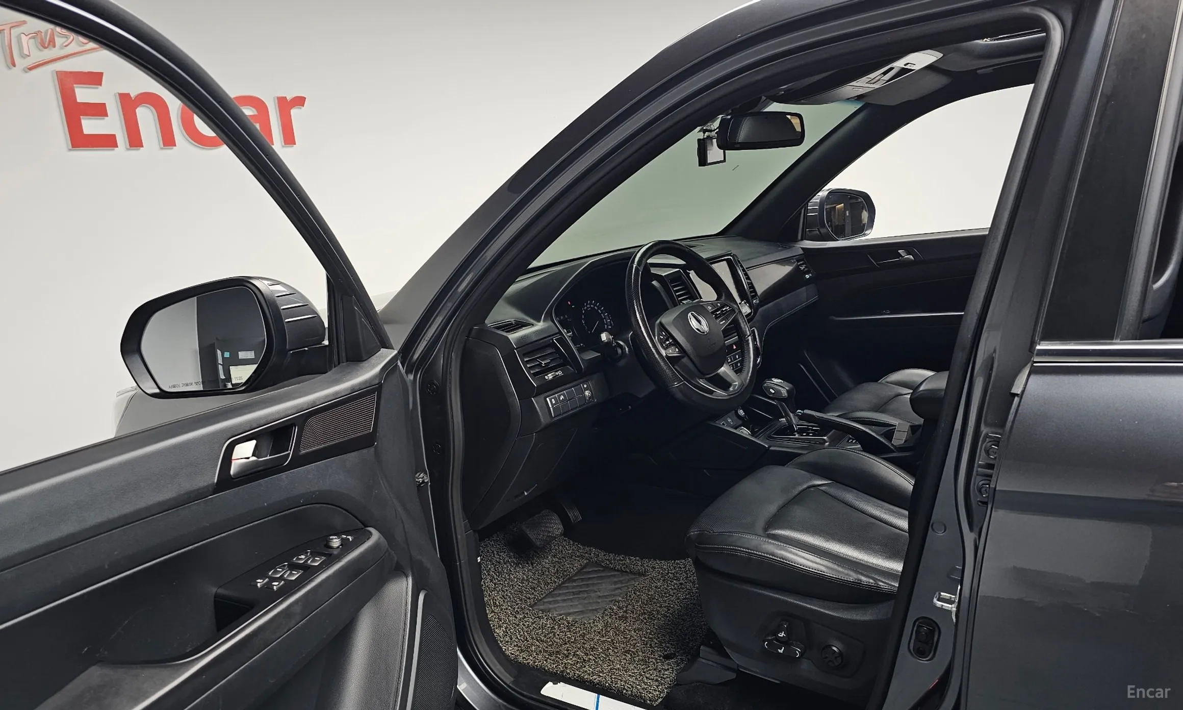 KG Mobility (SsangYong) Rexton Sports превью 10