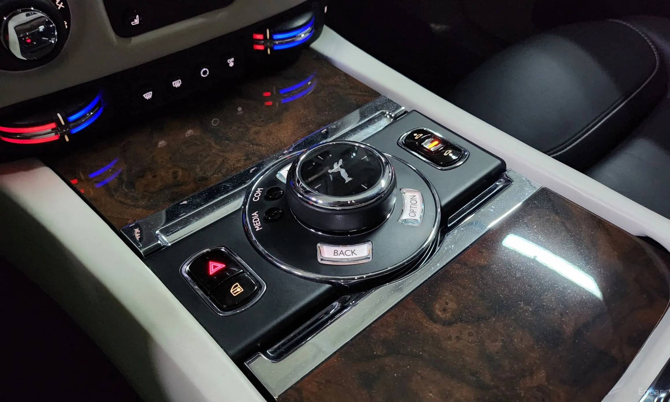 Rolls-Royce Ghost превью 10