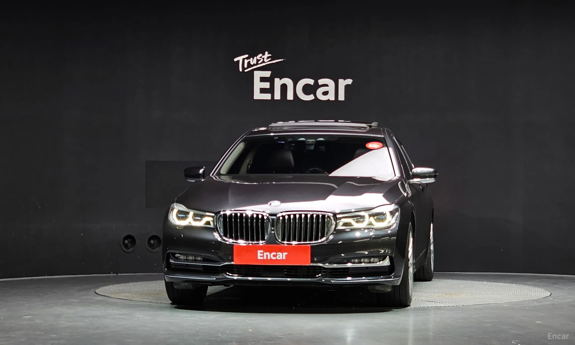 BMW 7 Series (G11) превью 3