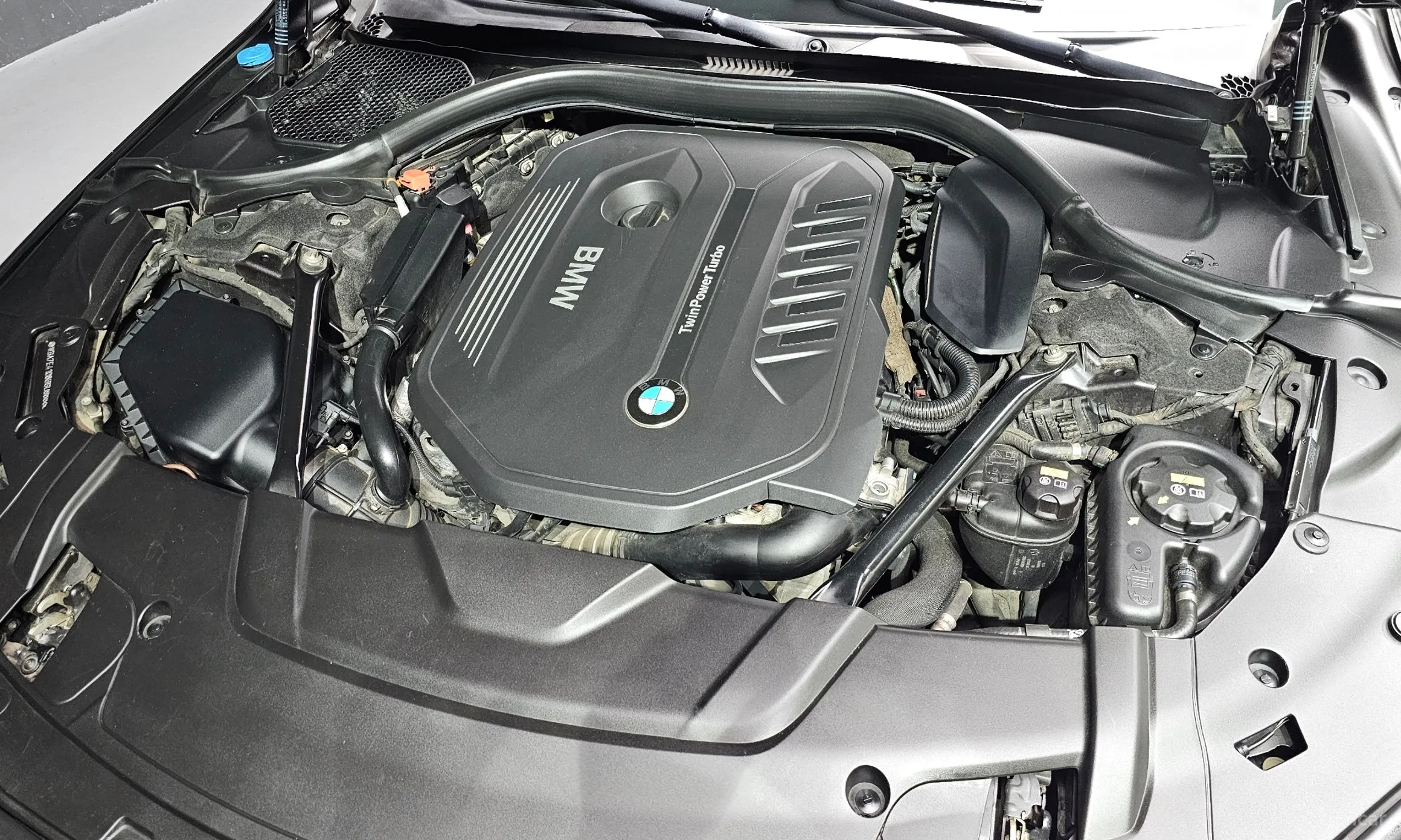 BMW 7 Series (G11) превью 6
