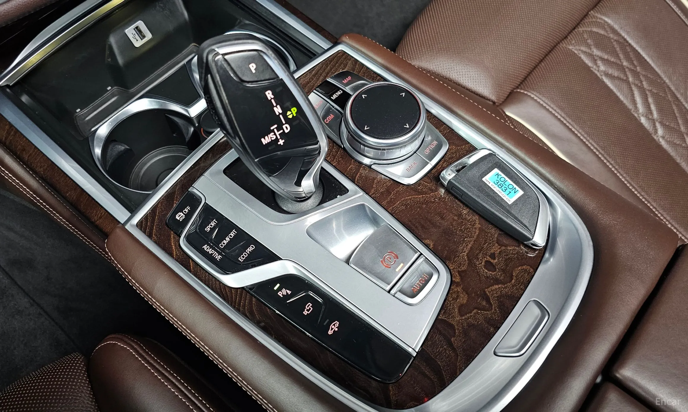 BMW 7 Series (G11) превью 9