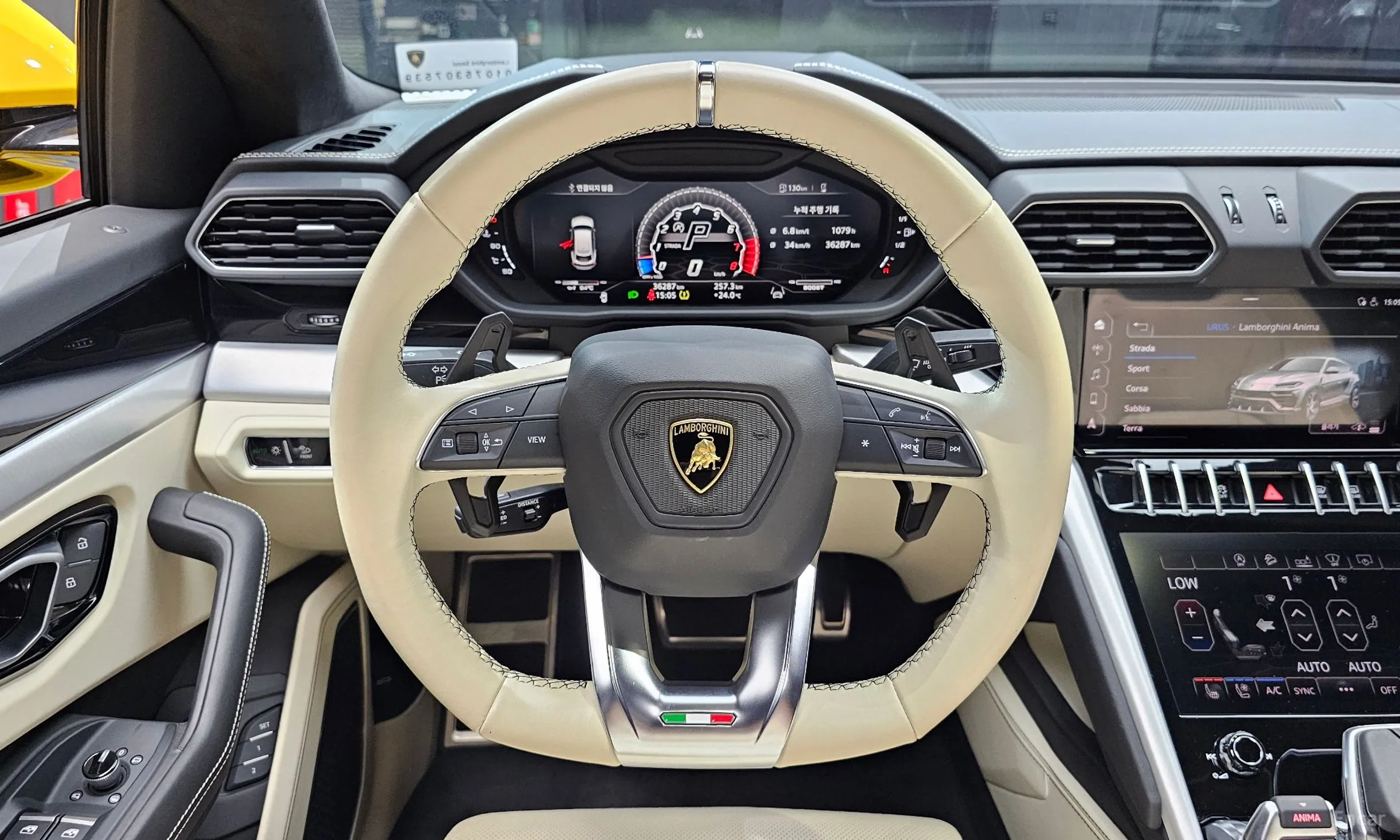 Lamborghini Urus превью 12