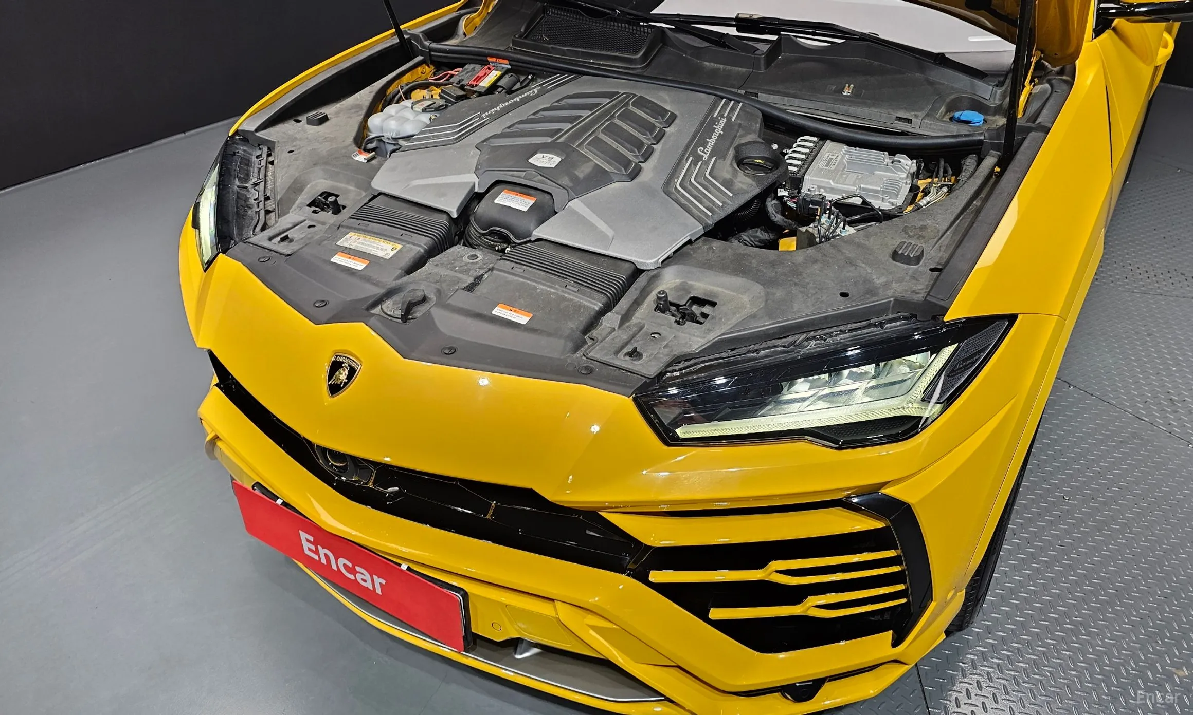 Lamborghini Urus превью 6