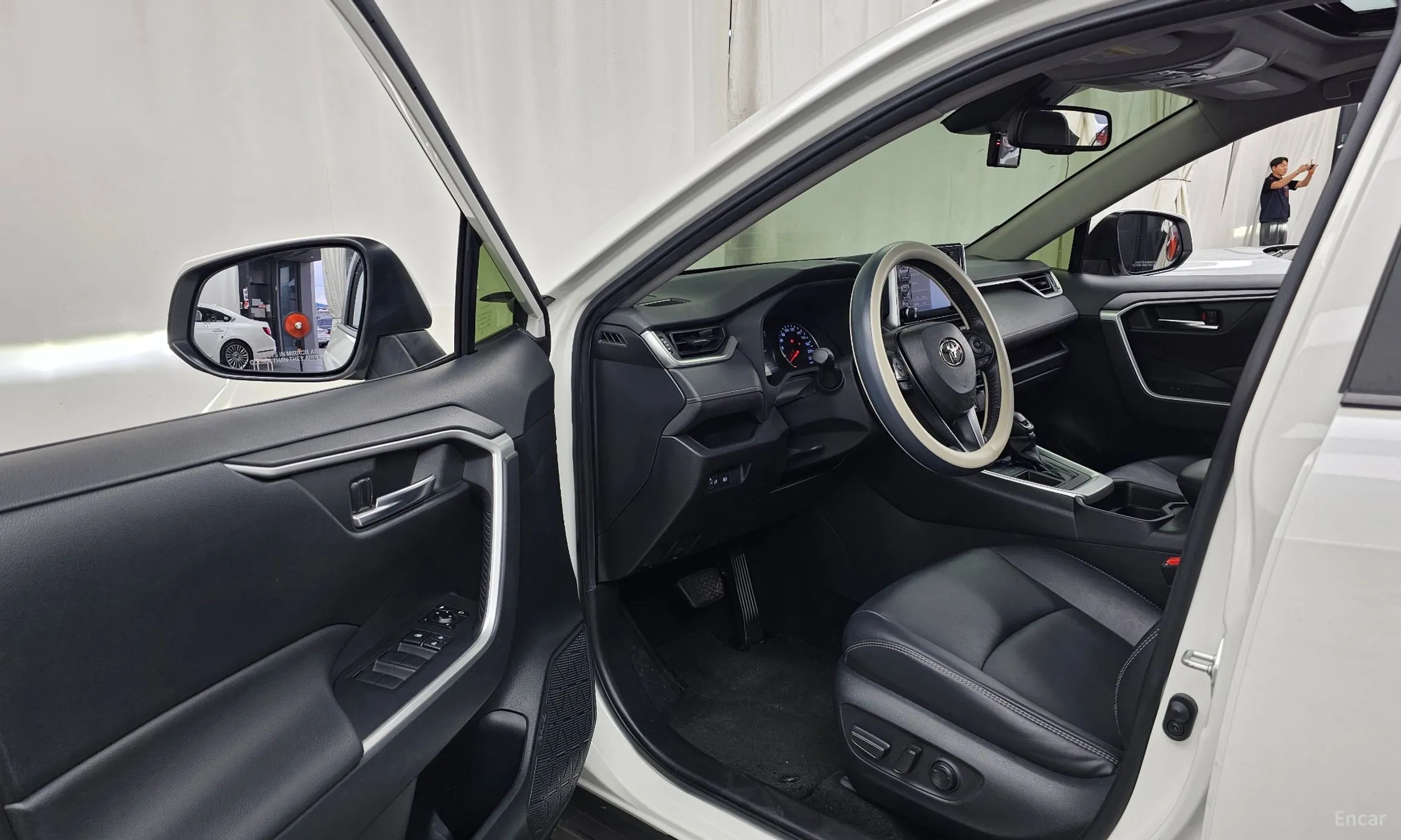 Toyota RAV4 5th Generation превью 10