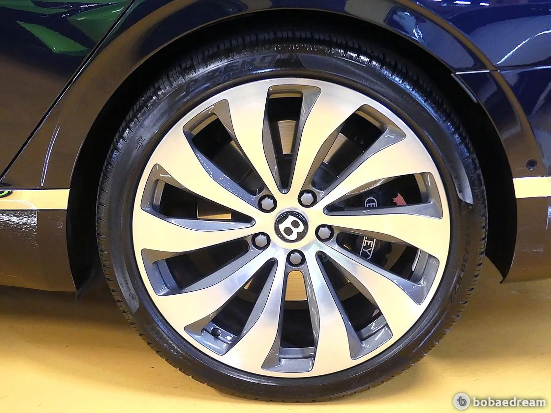 Bentley Flying Spur 3rd Generation превью 9
