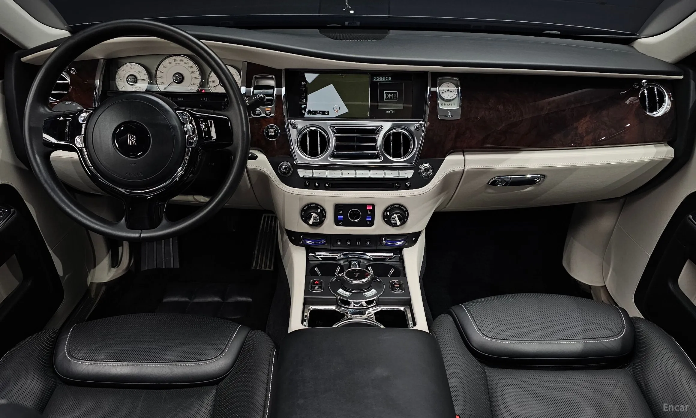 Rolls-Royce Ghost превью 7