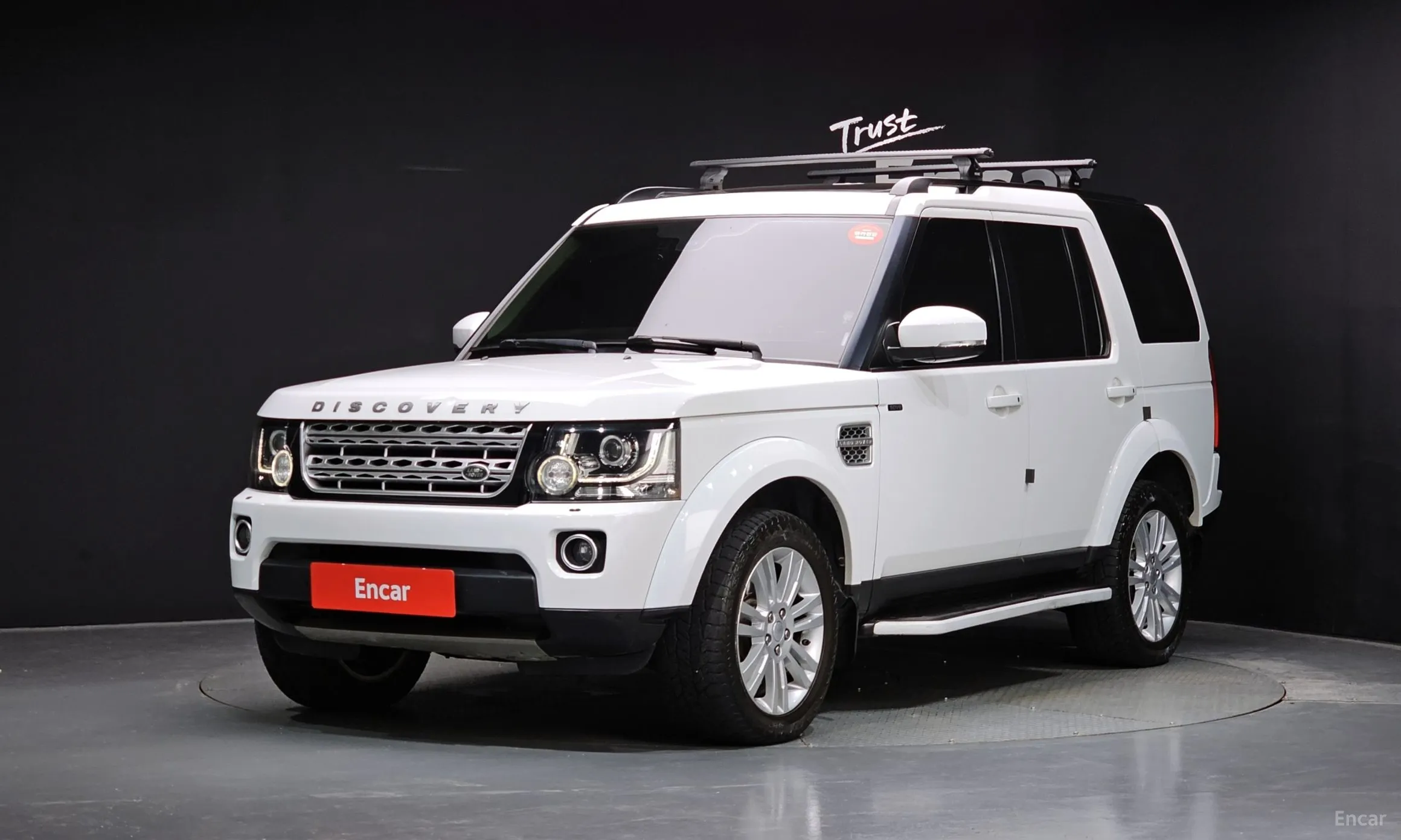 Land Rover Discovery 4